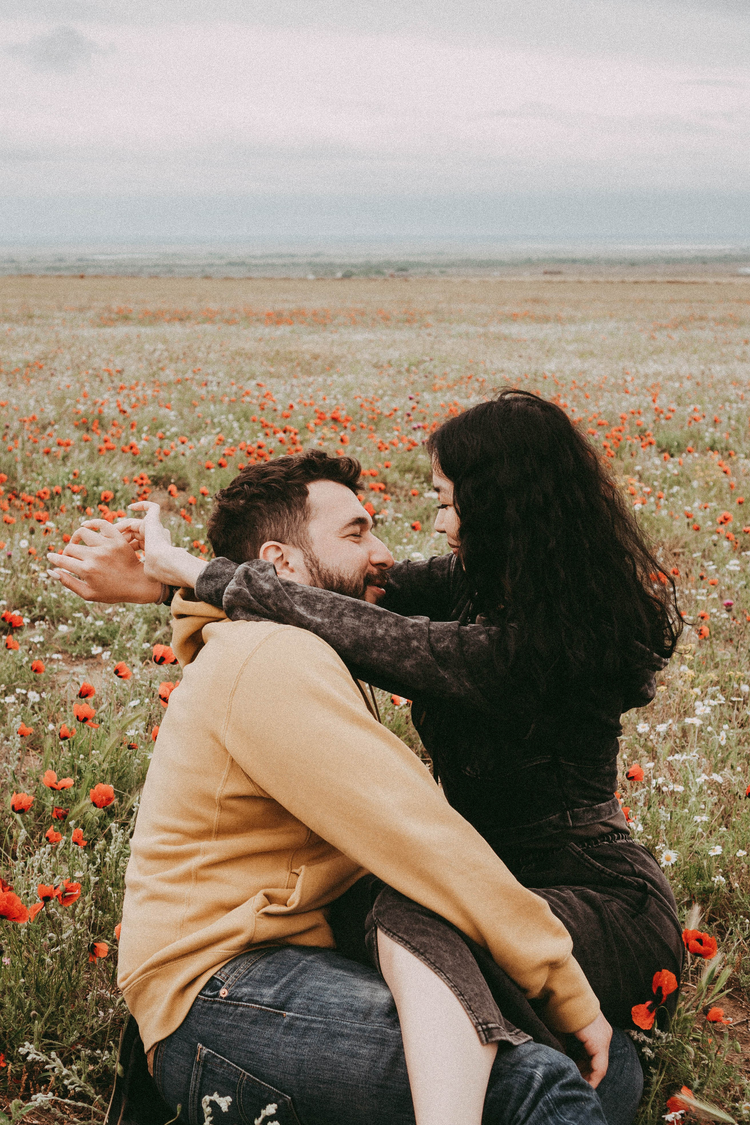 Любовь в маковом поле. Профессиональный фотограф, Санкт-Петербург — Виктория Богомолова