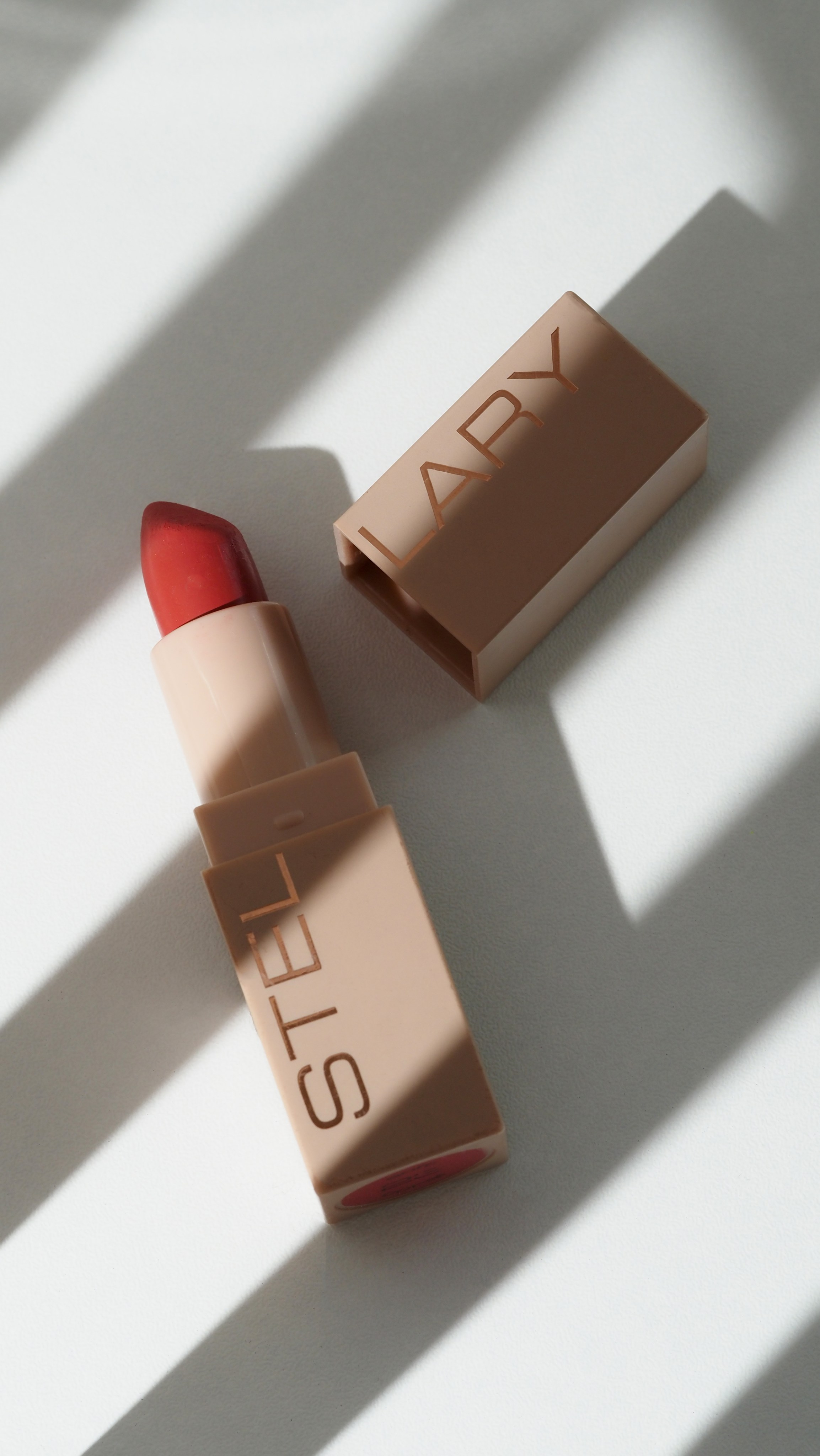 Предметная съемка. Анастасия Попова — Fashion photographer