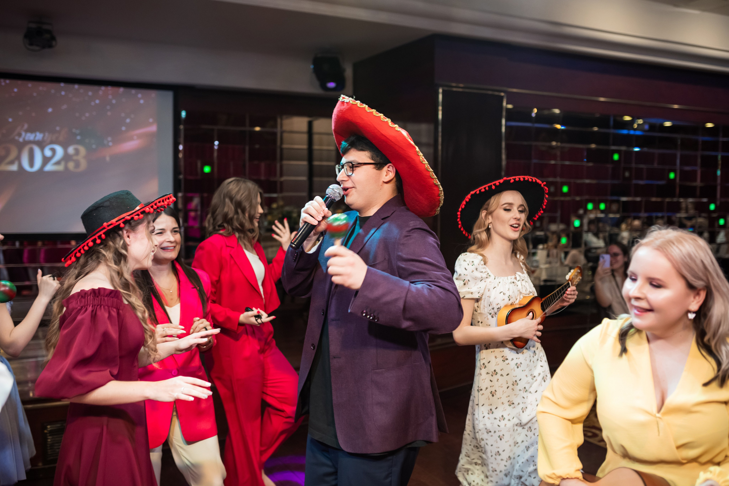 Выпускной 2023 (Коломна, школа 14). Свадебный фотограф Татьяна Фот