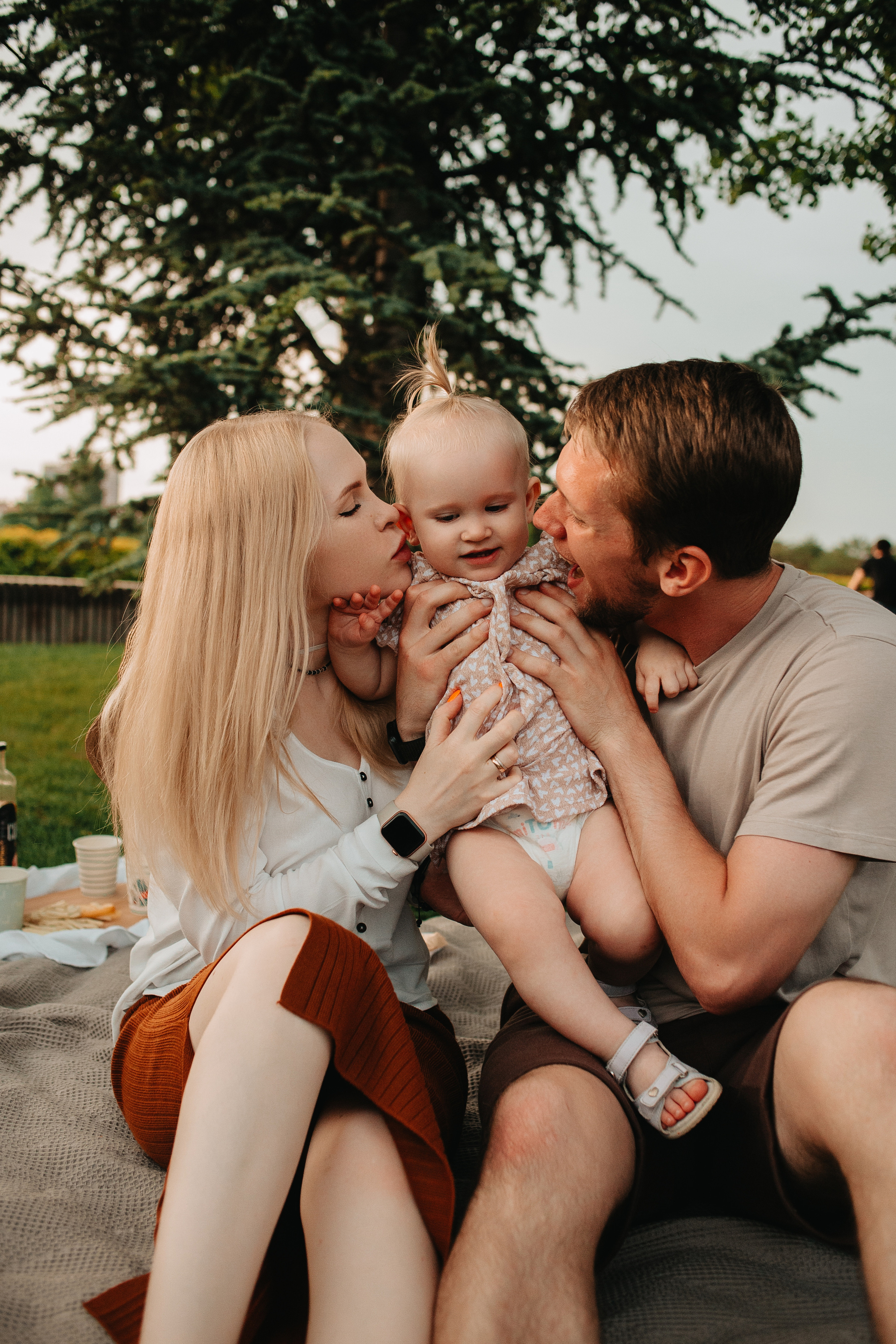 Фотосессия в парке Маша, Влад и Варя. Парк Галицкого. Фотограф Настя Галингер Краснодар