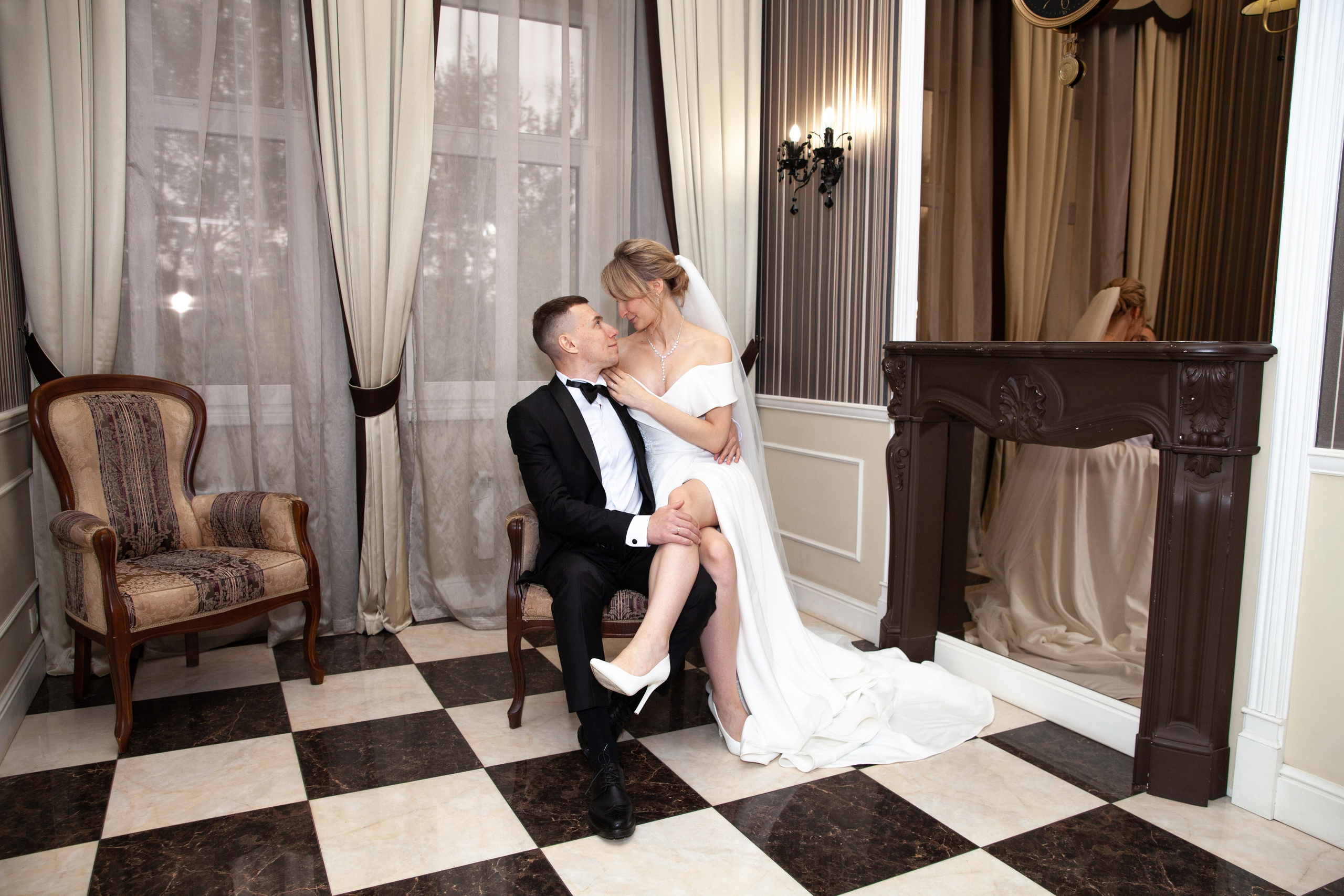 Свадебная фотосессия в отеле Ареал. Фотограф в Железнодорожном и Балашихе