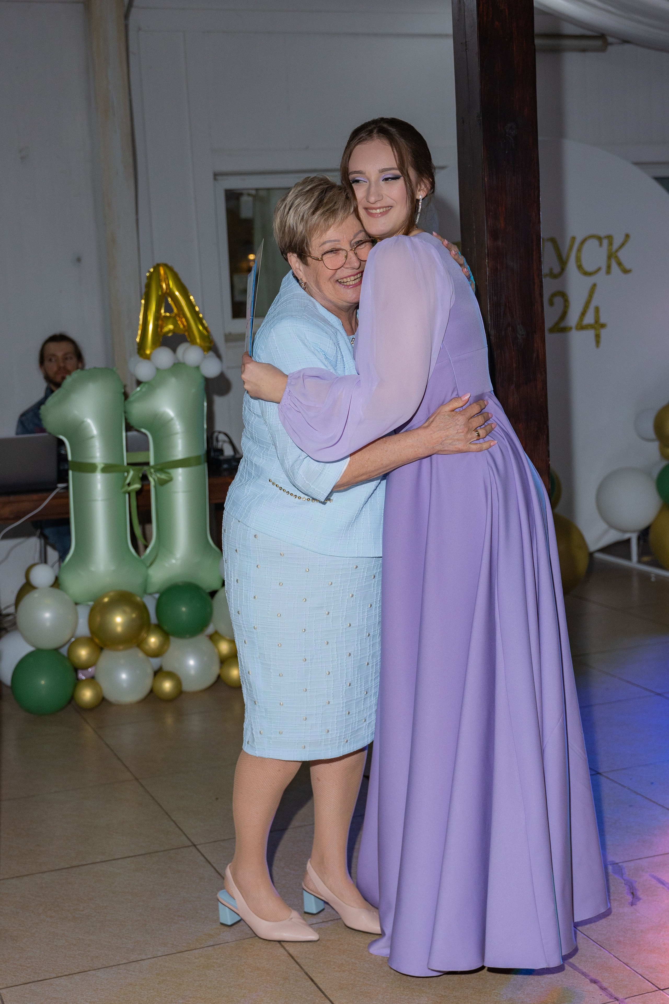 Выпускной вечер на базе отдыха Жемчужина. Выпускные альбомы во Владивостоке