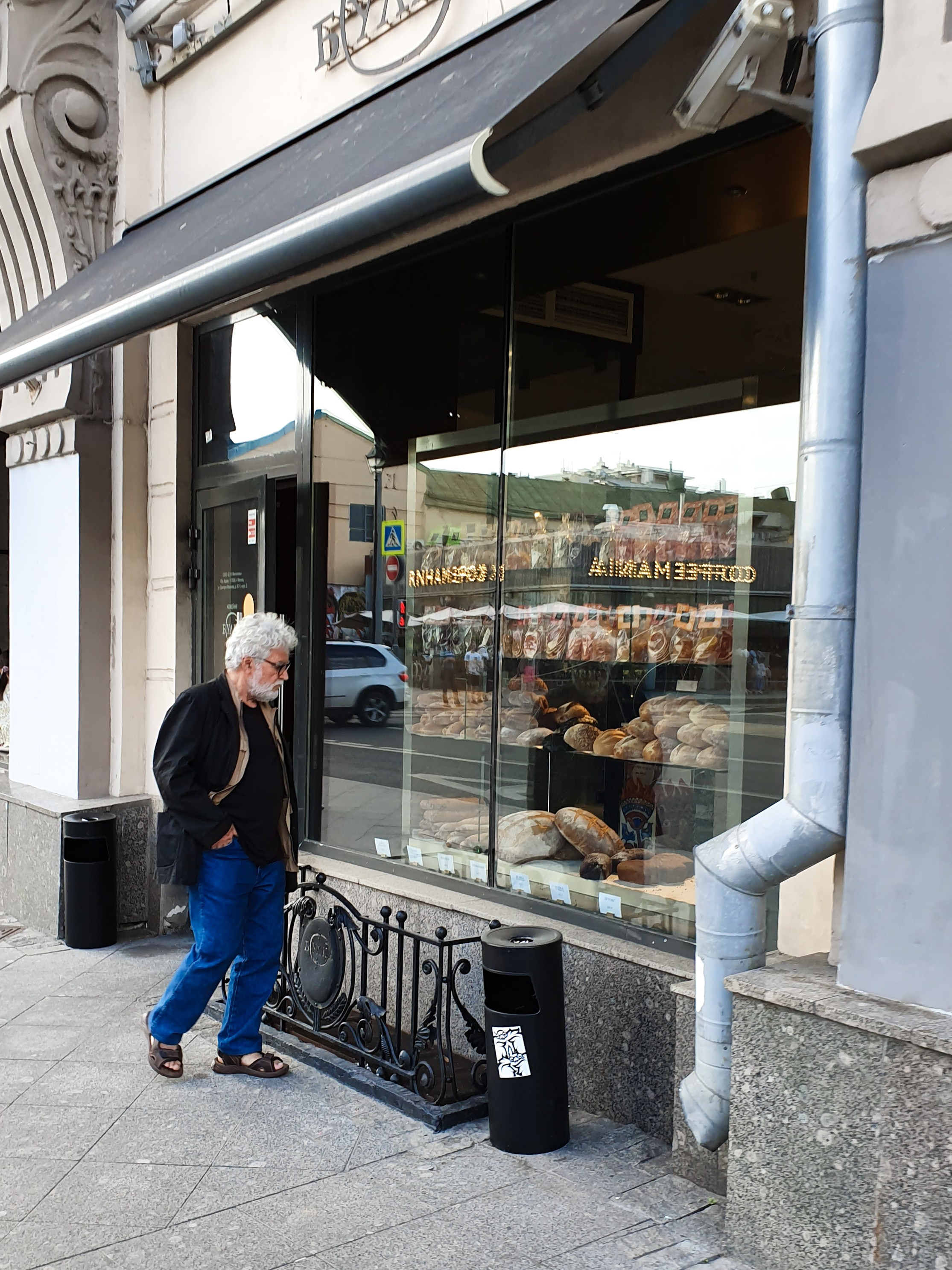 ЖИВЫЕ ГОРОДА. Любовь Моргасова [LU SPRING]: Фотограф и куратор