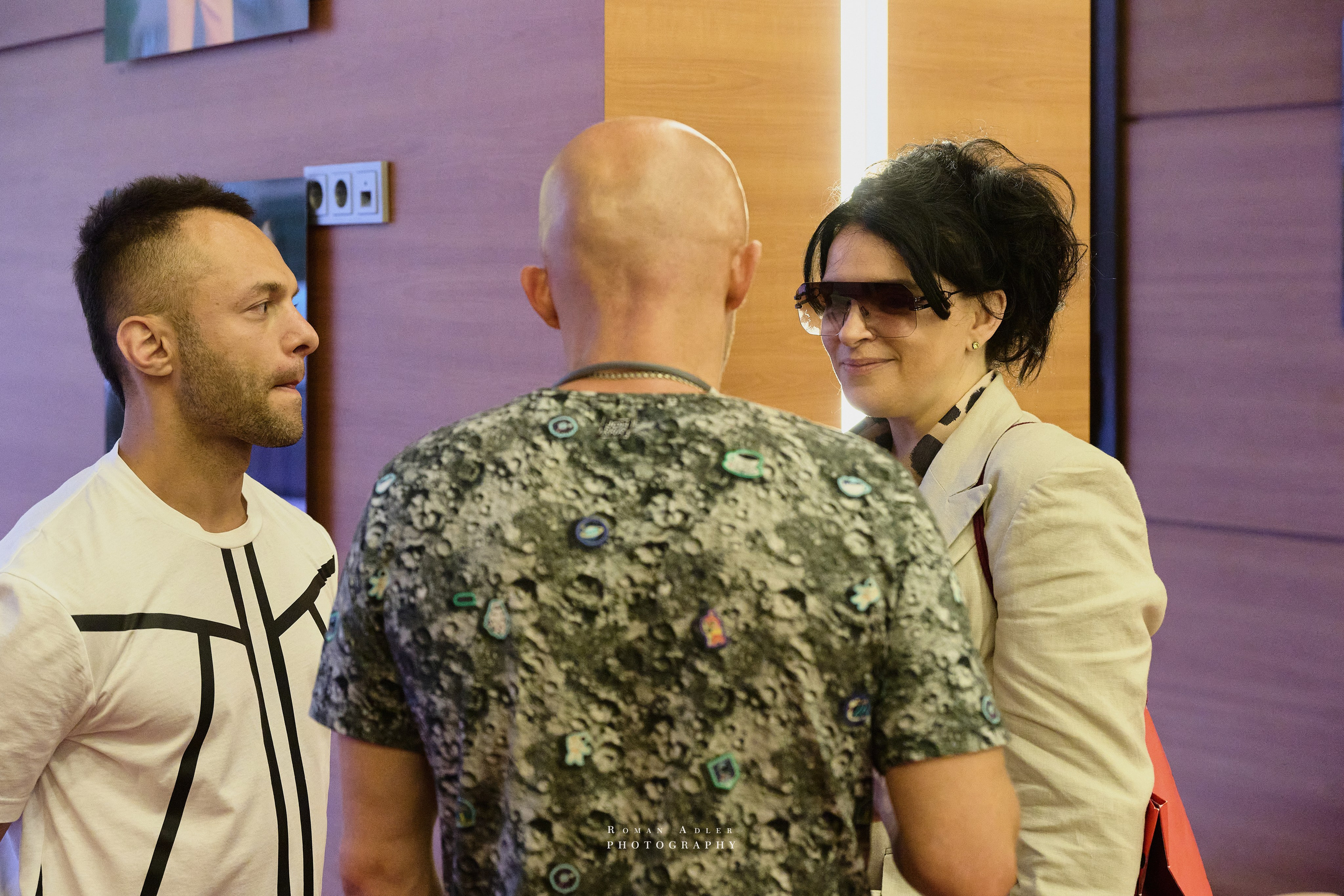 «Летние хроники» в международной галерее Redgallery. Фотограф Роман Адлер