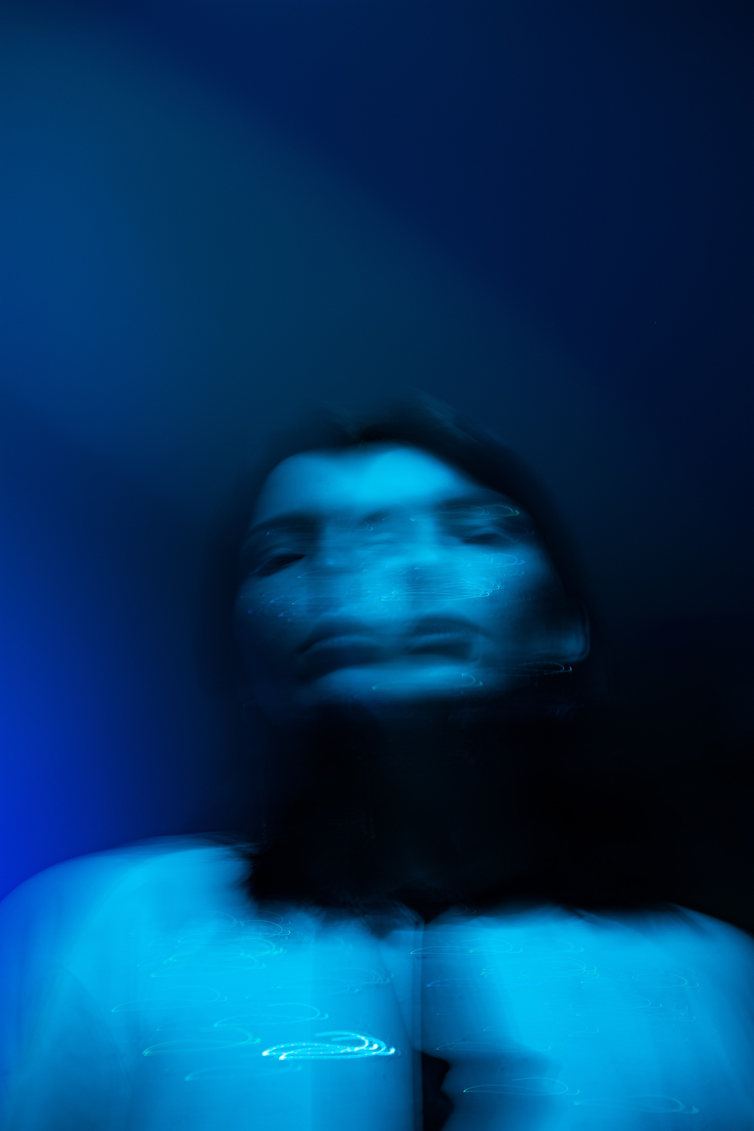 Ann steel blue. LIYALEE PHOTO