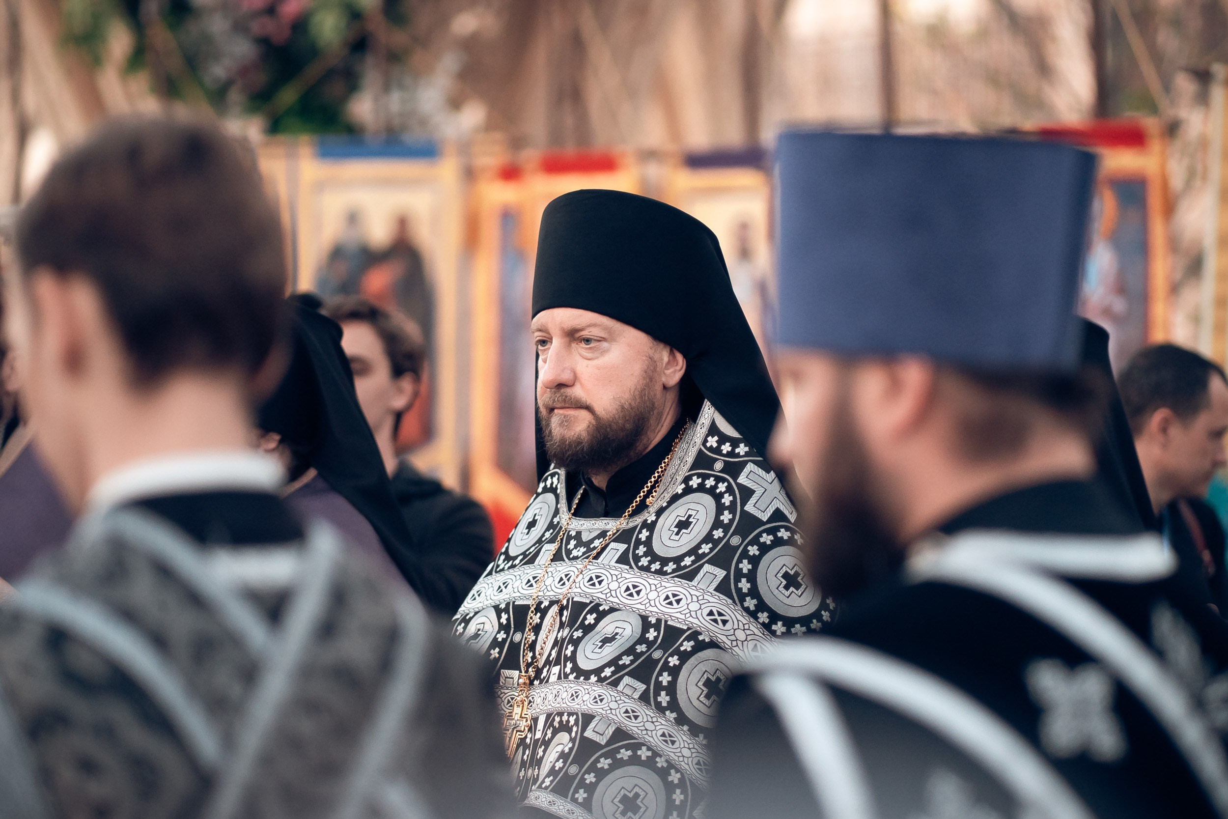 Богослужение Великой пятницы в Херсонесском монастыре Севастополь. Церковный фотограф Севастополь