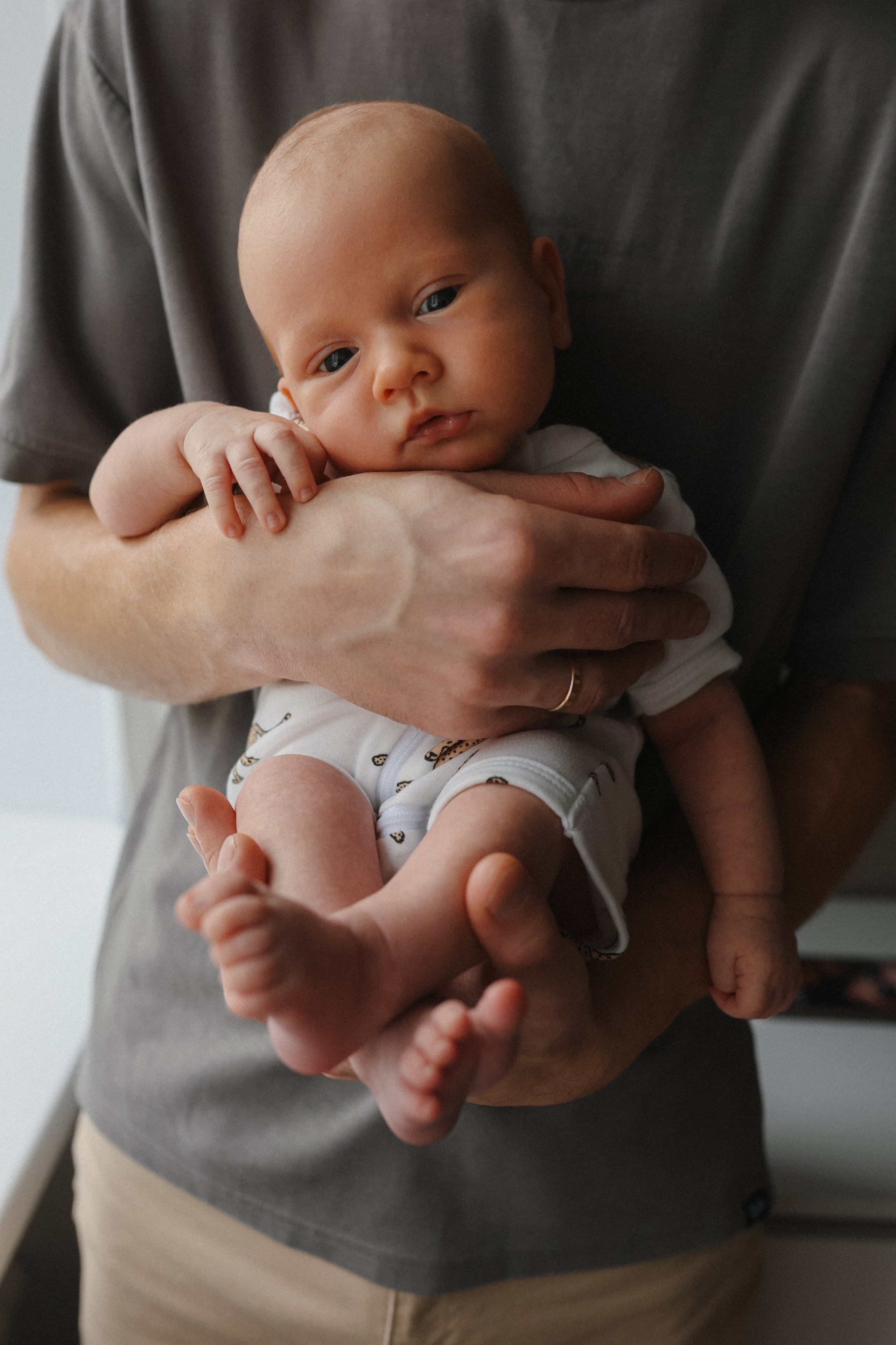 Лев🤎. Фотограф на роды в Санкт-Петербурге, семейный, нью-борн Алиса Хрекова