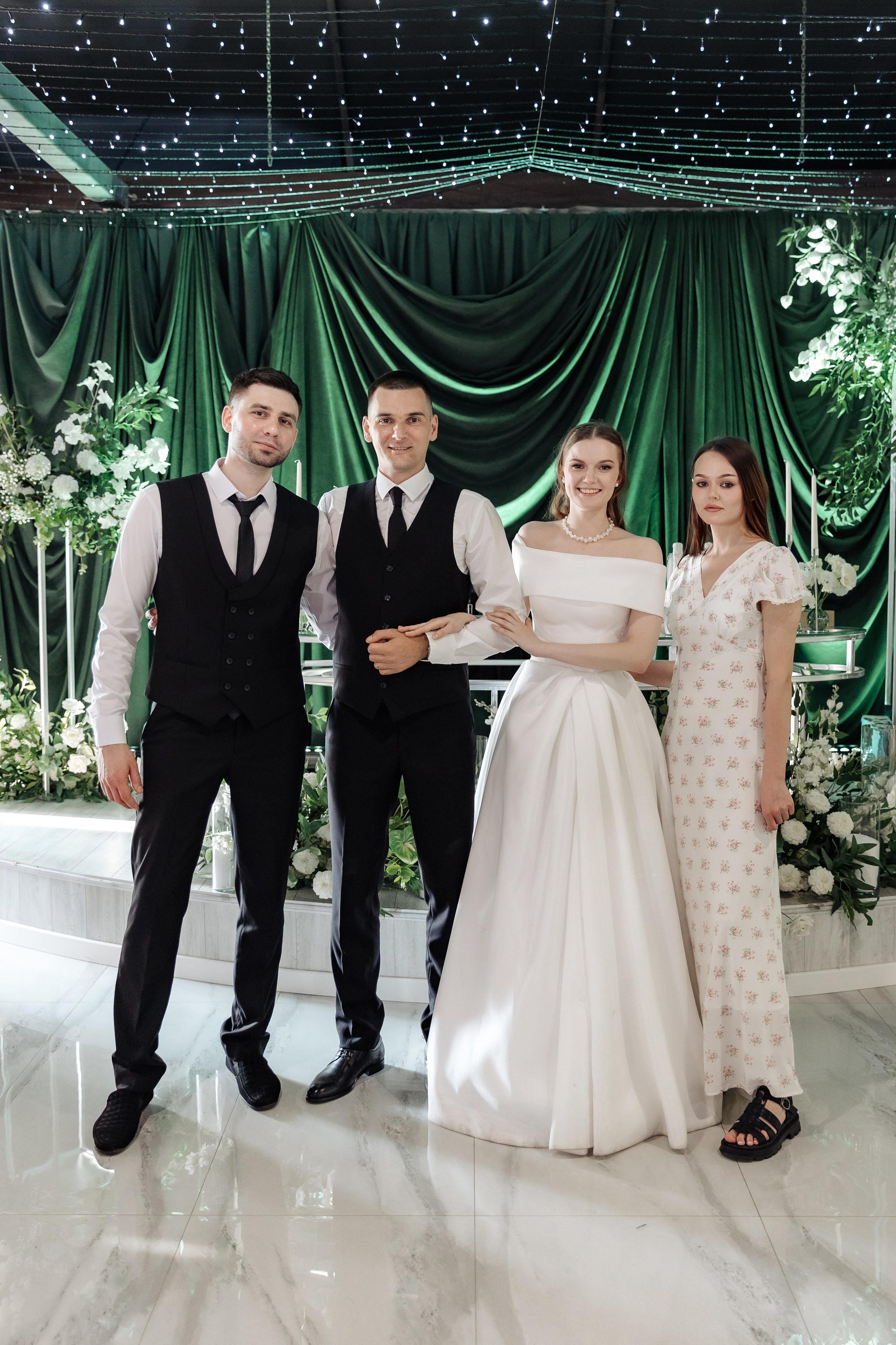 V & P. Фотограф Дзюба Марина. Свадебный фотограф