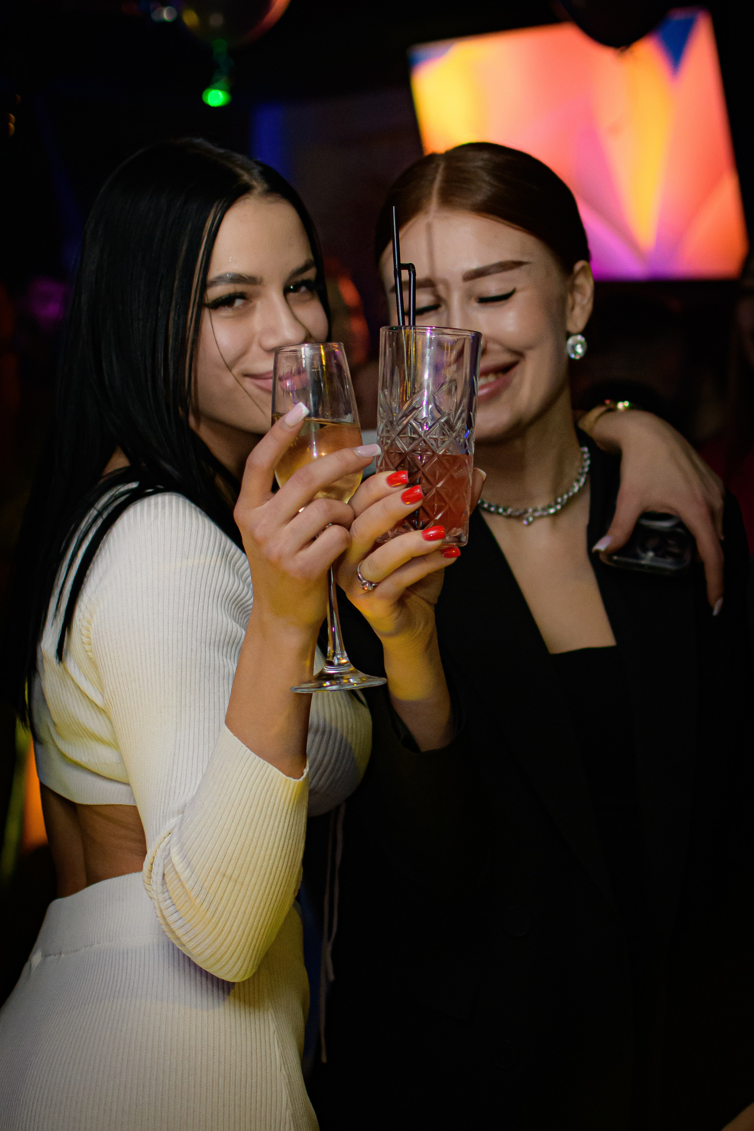 HOLLYWOOD / 6 YEARS. Photokarish