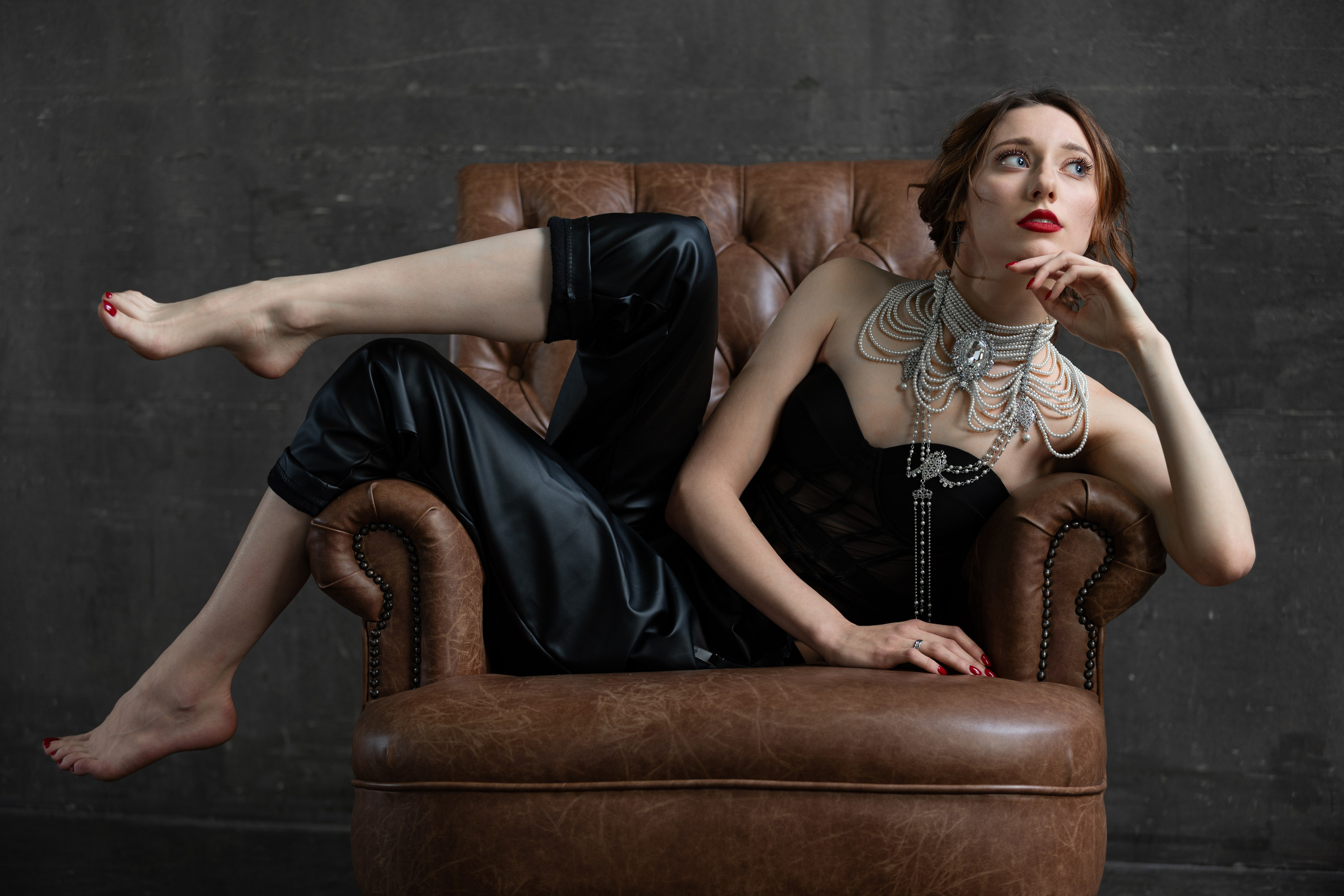 Фотодни «В ЧЁРНОМ» в рамках проекта «В ГЛЯНЕЦ!». Портретный фотограф в Москве Артем Венглинский