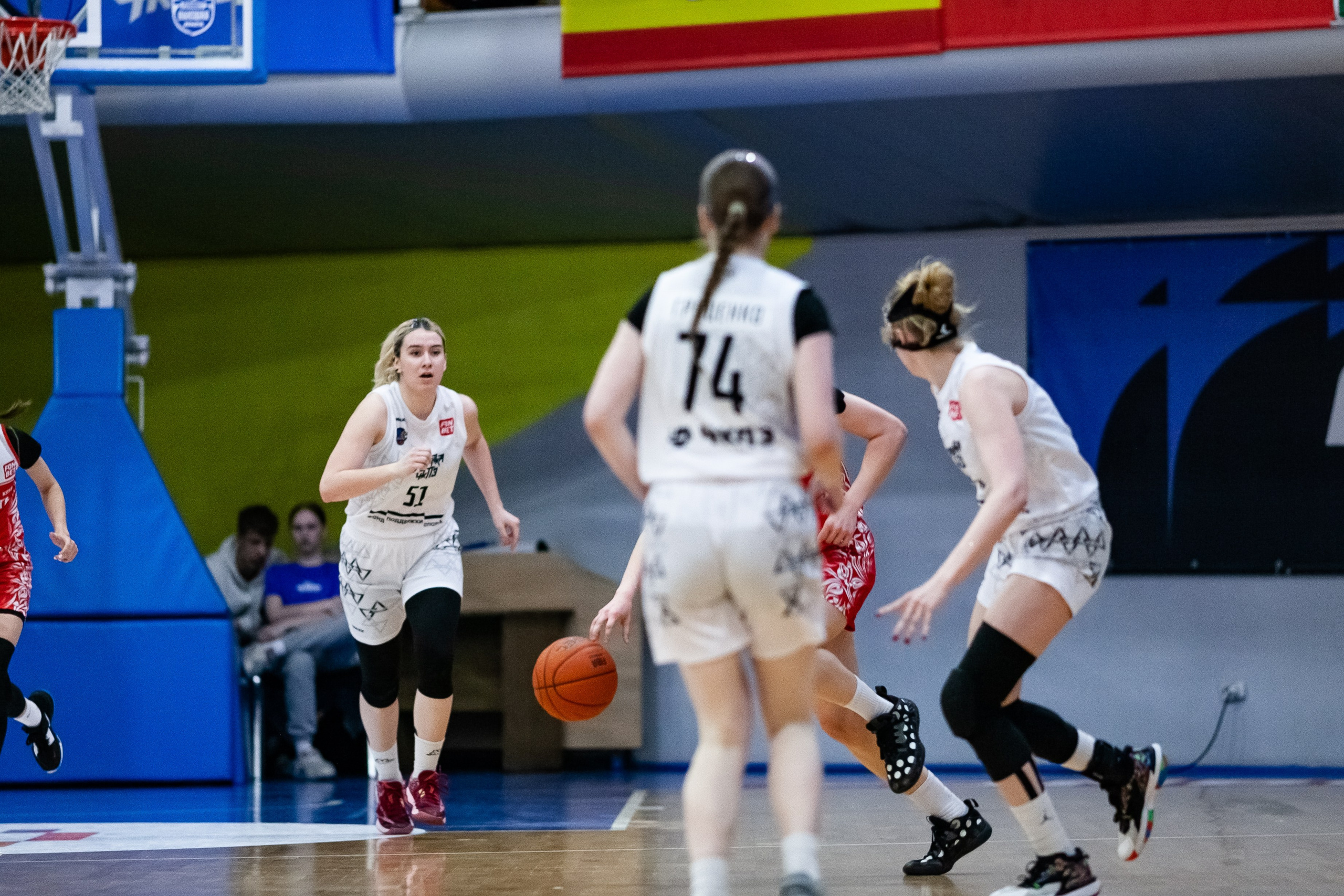 Славянка — Юность. Фотография