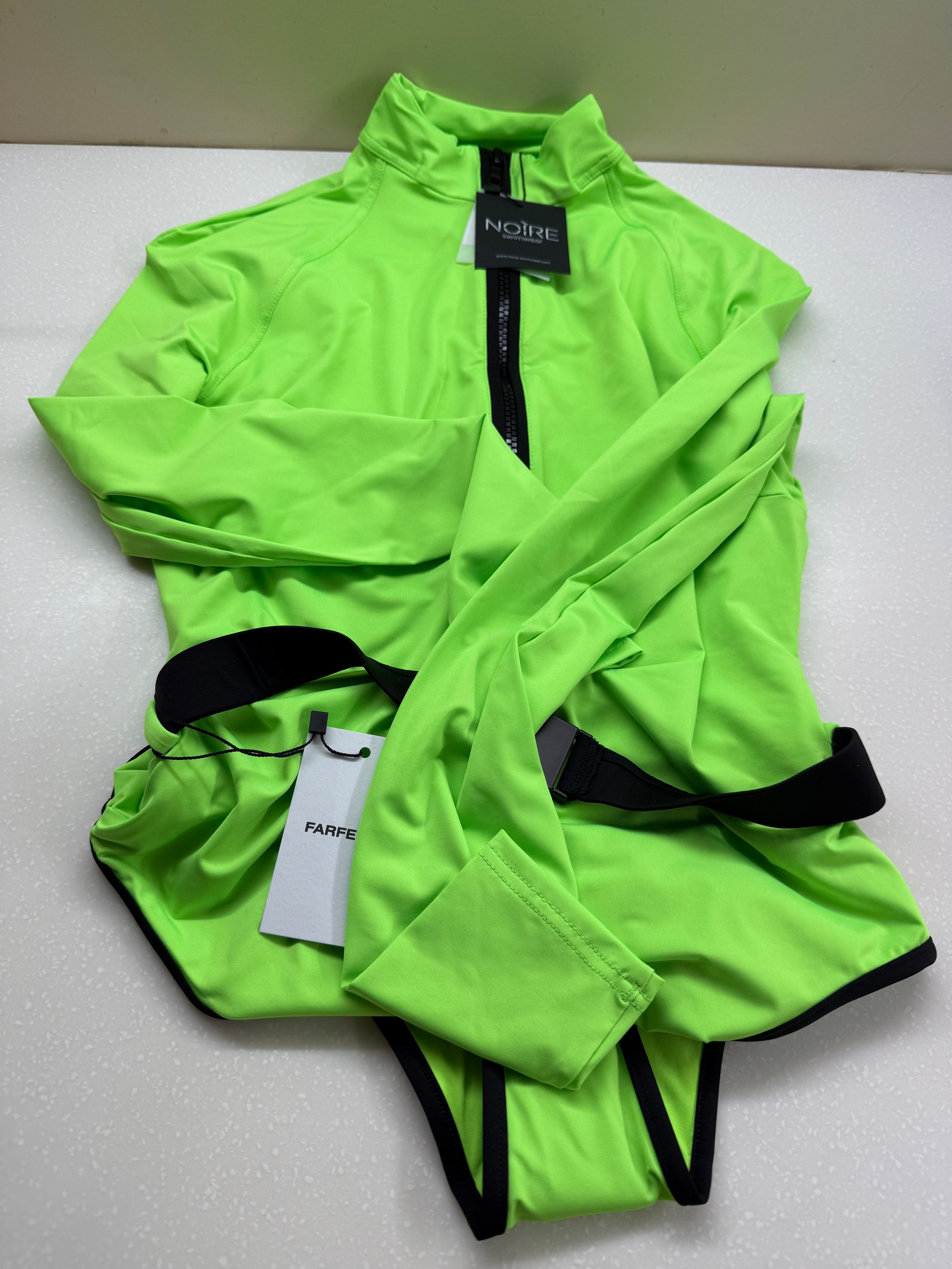 Нижнее белье и купальники. Ваш байер во Франции