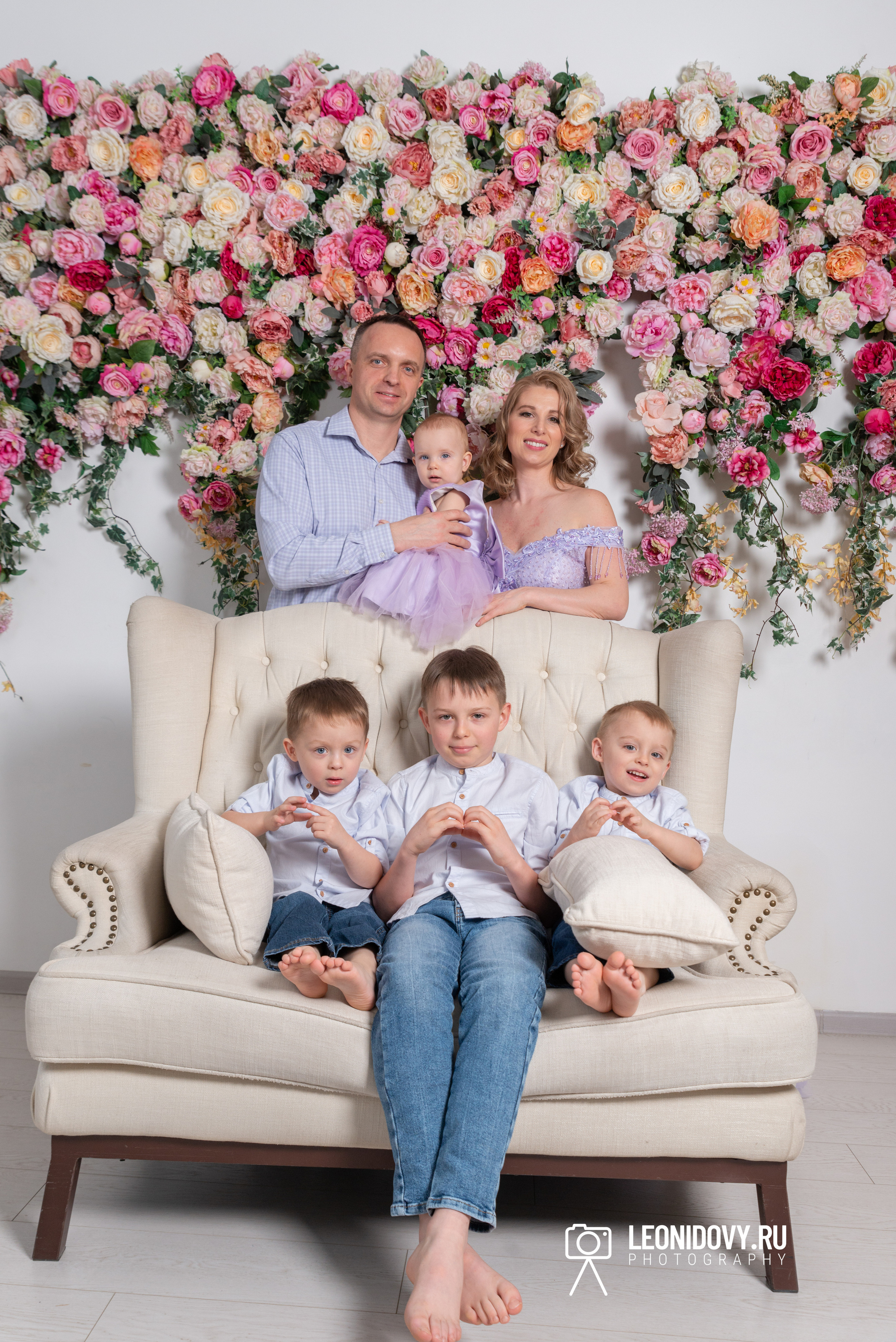 БОЛЬШАЯ СЕМЬЯ