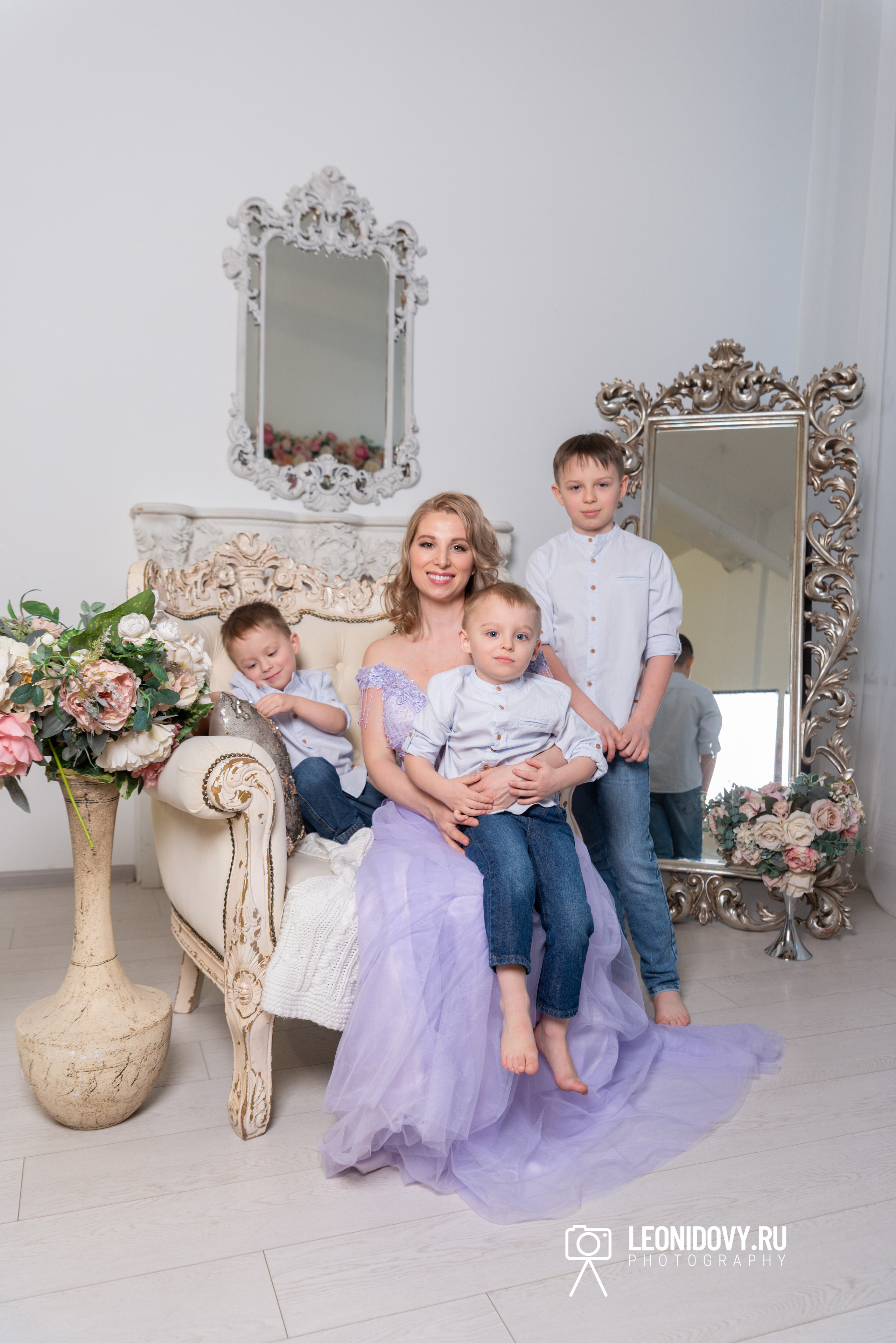 БОЛЬШАЯ СЕМЬЯ