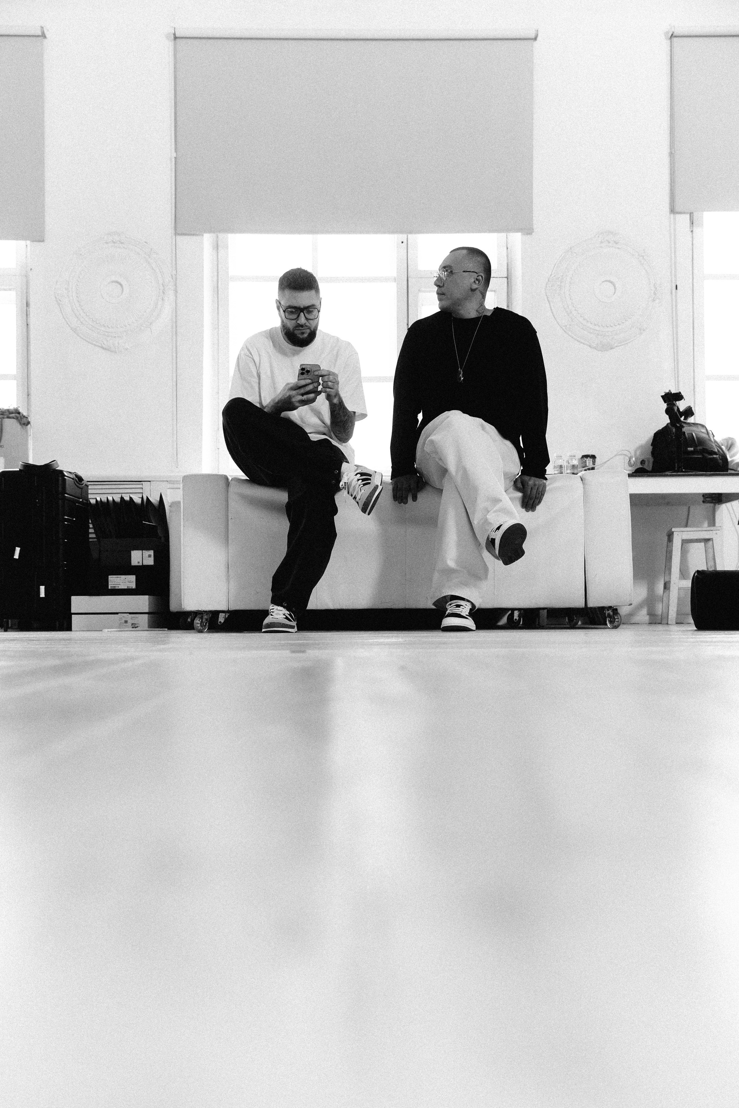 Бэкстейдж со съёмки Дмитрия Портнягина у Валентина Блоха. Коммерческий фотограф в Москве — Антон Ермаков