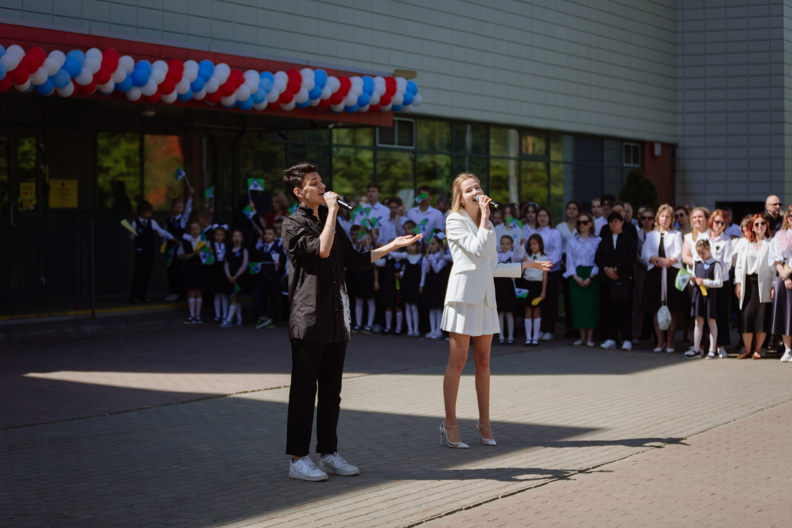 Последний звонок 2024 (2 часа фотосъемки). Профессиональный фотограф Надежда Антонова