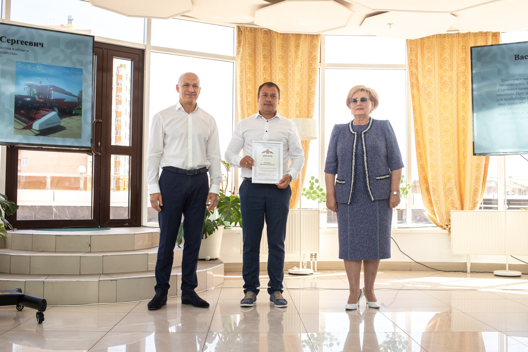 Вручение премий главы Краснодара. Репортажный, промышленный и маркетплейс-фотограф Дмитрий Чернат