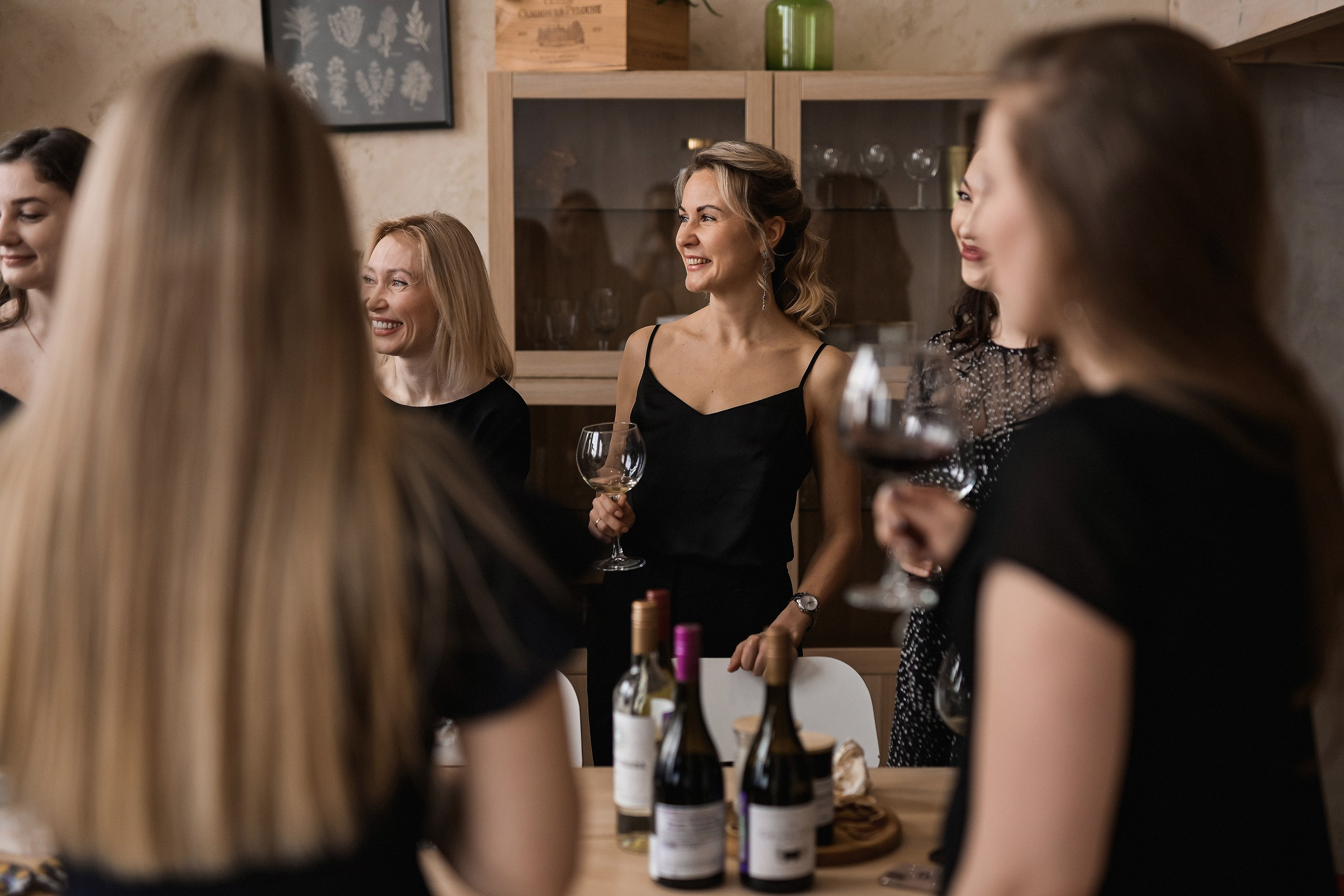 Фотограф на девичник в Красноярске: фотосессия для подруг. 📸 Свадебный и семейный фотограф в Красноярске Тихомиров Евгений | 17 лет опыта | 800+ свадеб