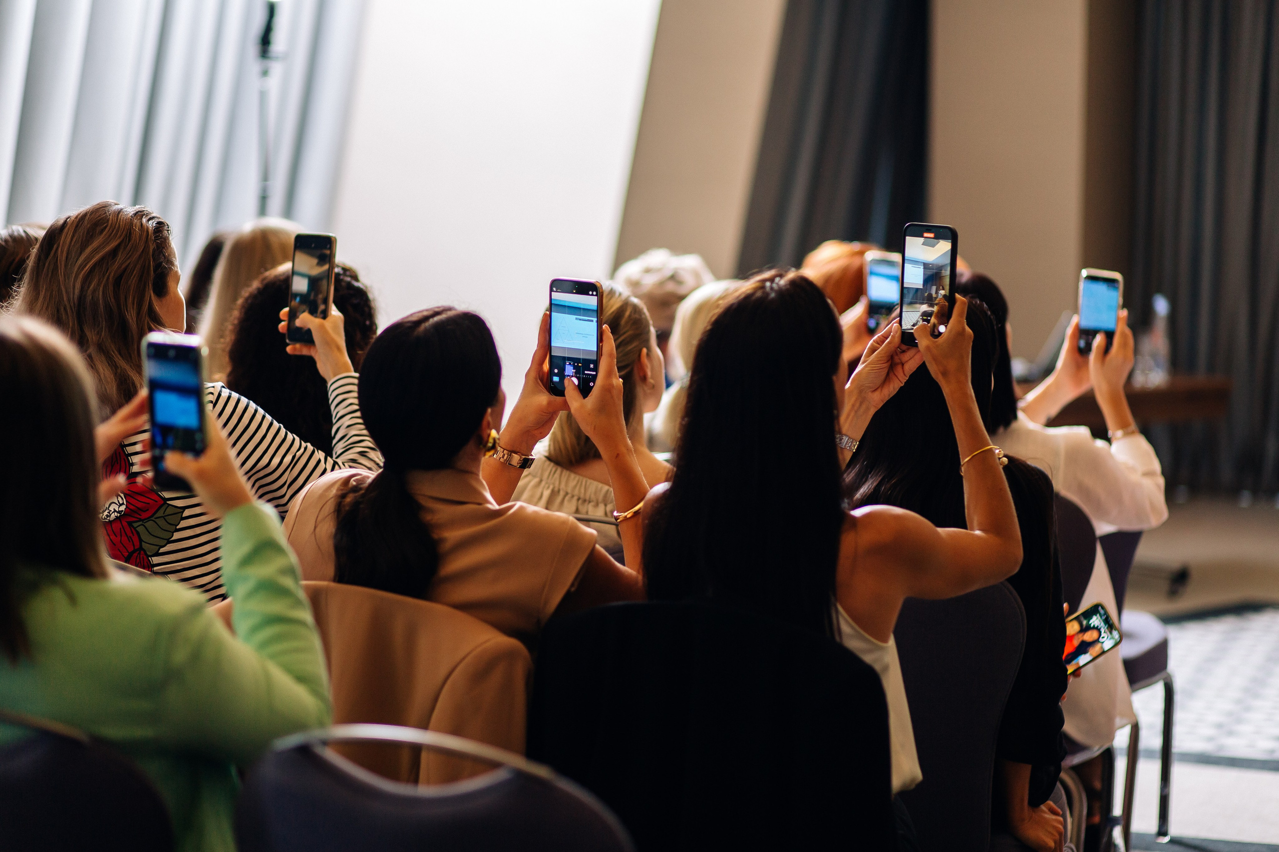 Конференция в Radisson Blu. Фотограф Батуми | Lera Rawlick