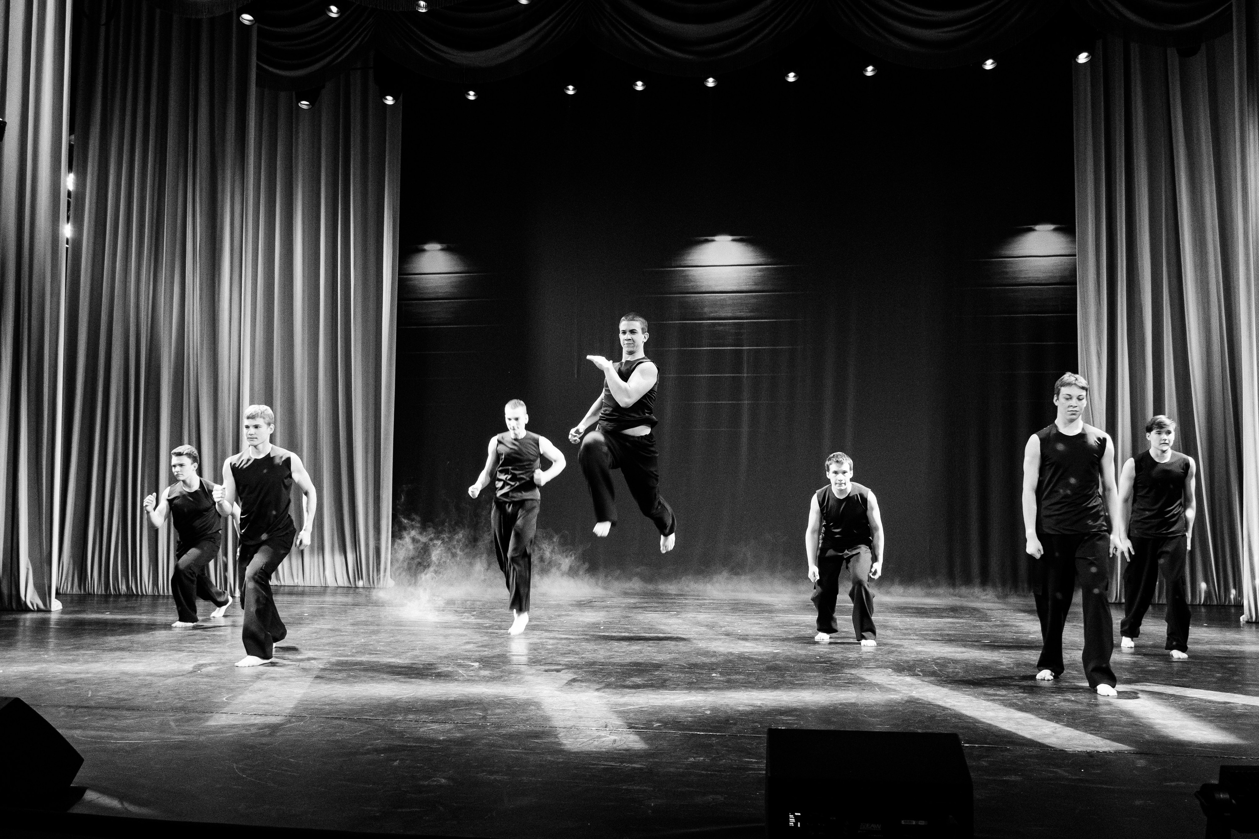 Танцевальный концерт. Фотограф в Иркутске Анна Мирошникова