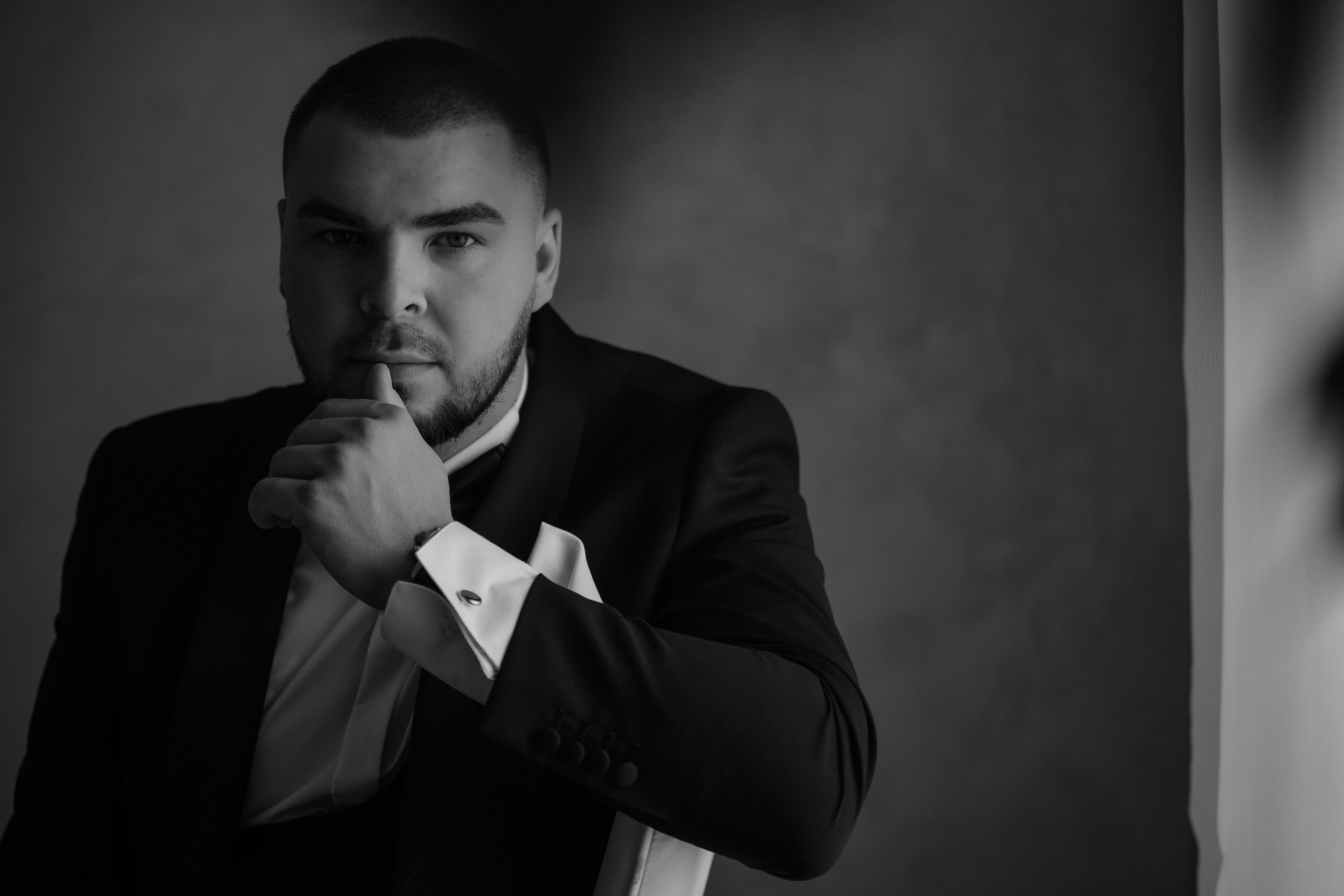 Astoria. VISUAL ARTIST · KRONGAUZ ANASTASIA