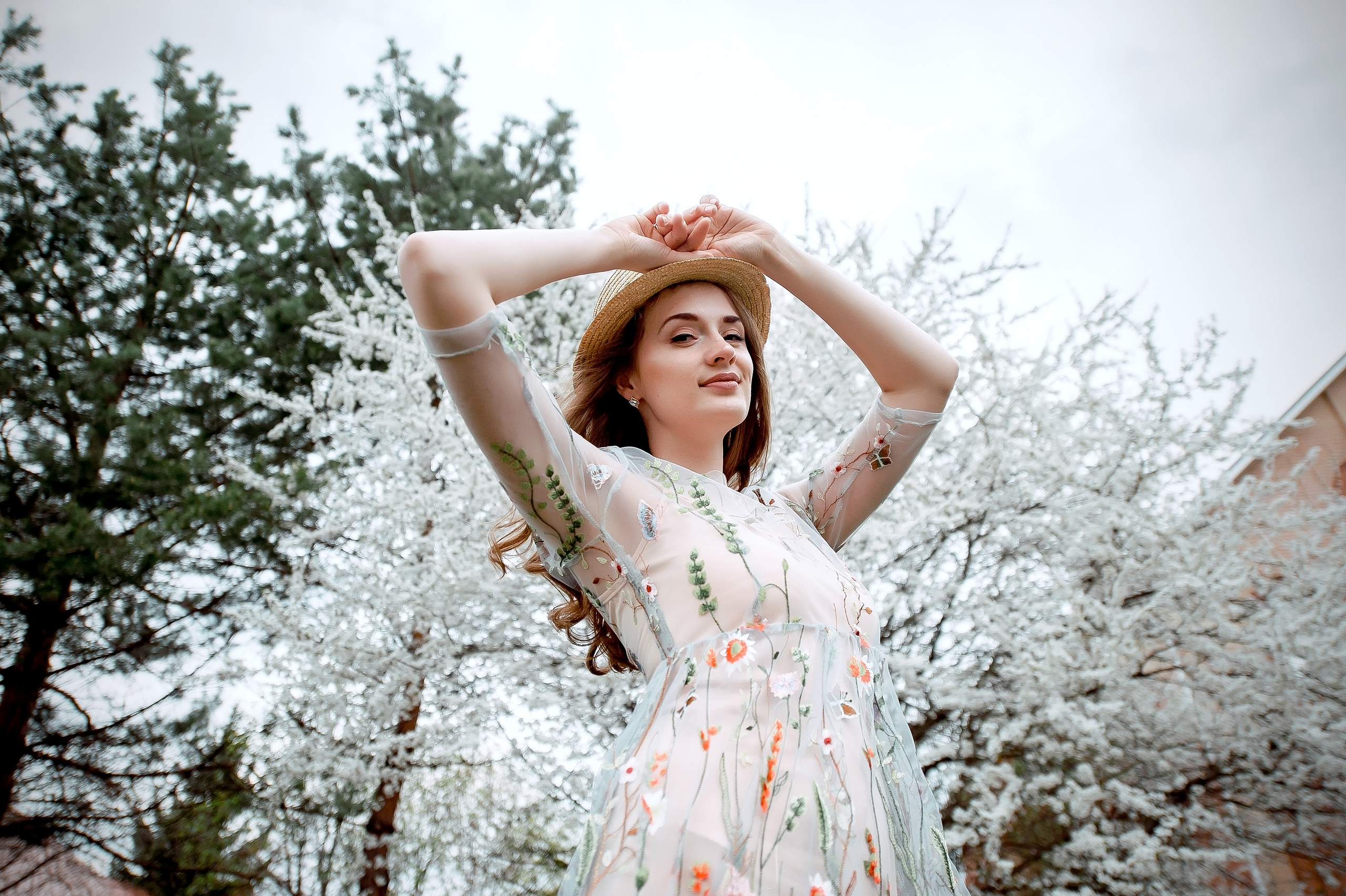 Ирина, МО, Щёлково, цветение вишни. Свадебный и семейный фотограф Виктория Носачёва. Щелково, Москва и МО