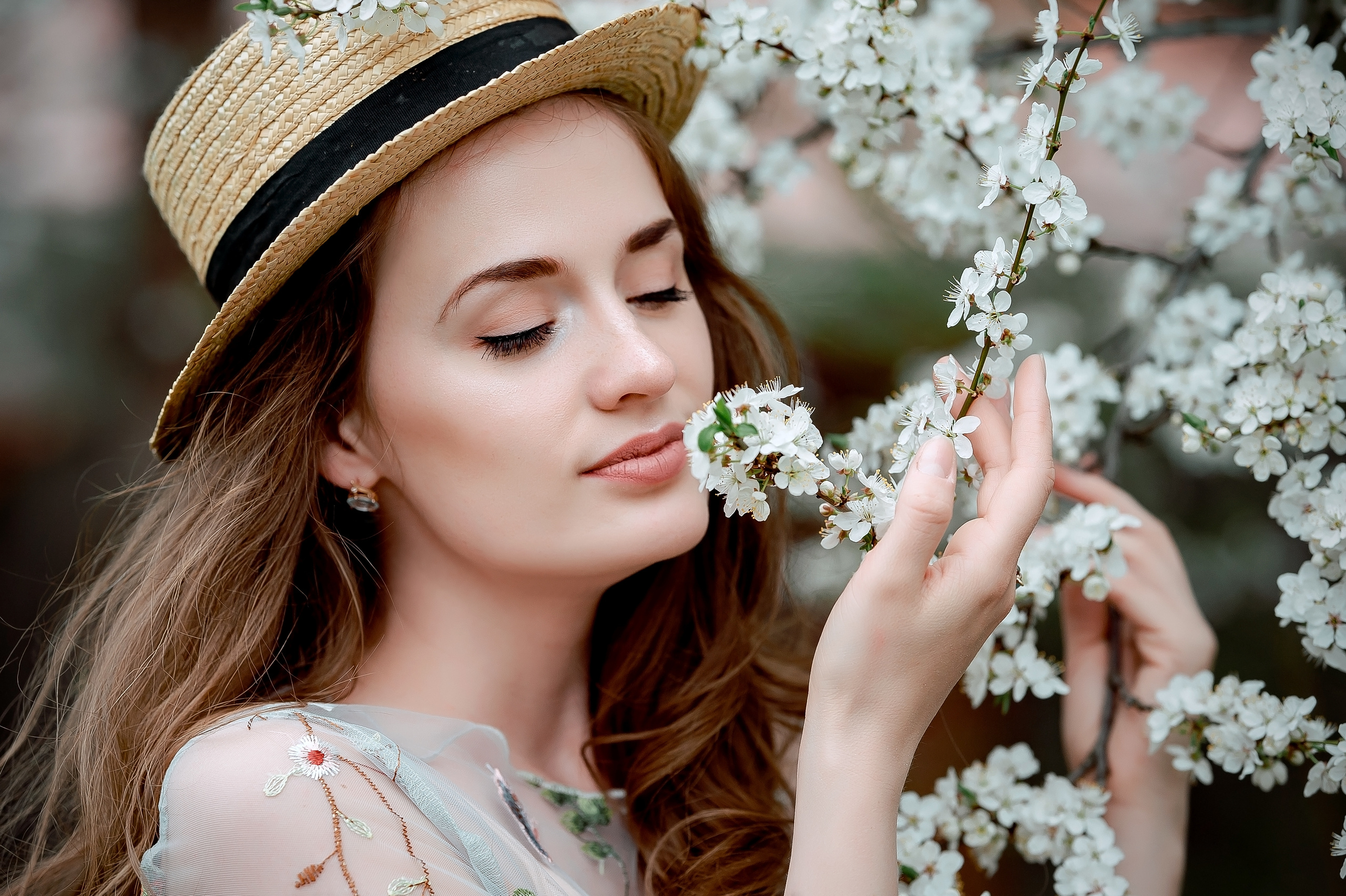 Ирина, МО, Щёлково, цветение вишни. Свадебный и семейный фотограф Виктория Носачёва. Щелково, Москва и МО