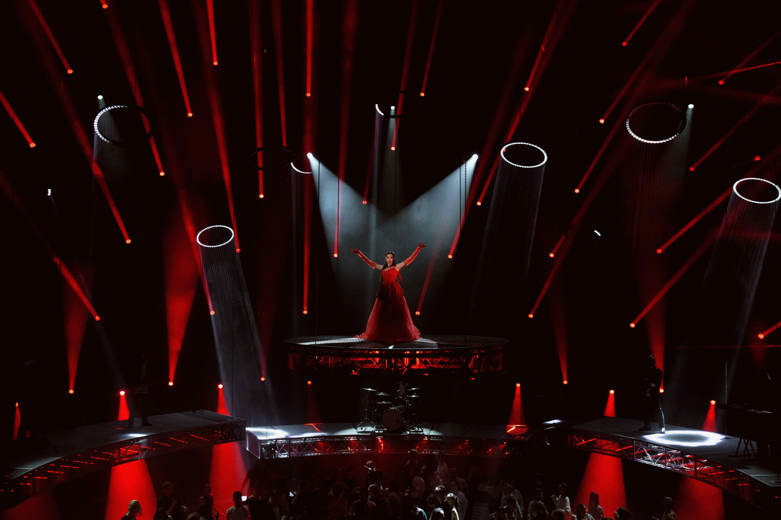 Олег Левин — профессиональный концертный и бэкстейдж фотограф в Москве