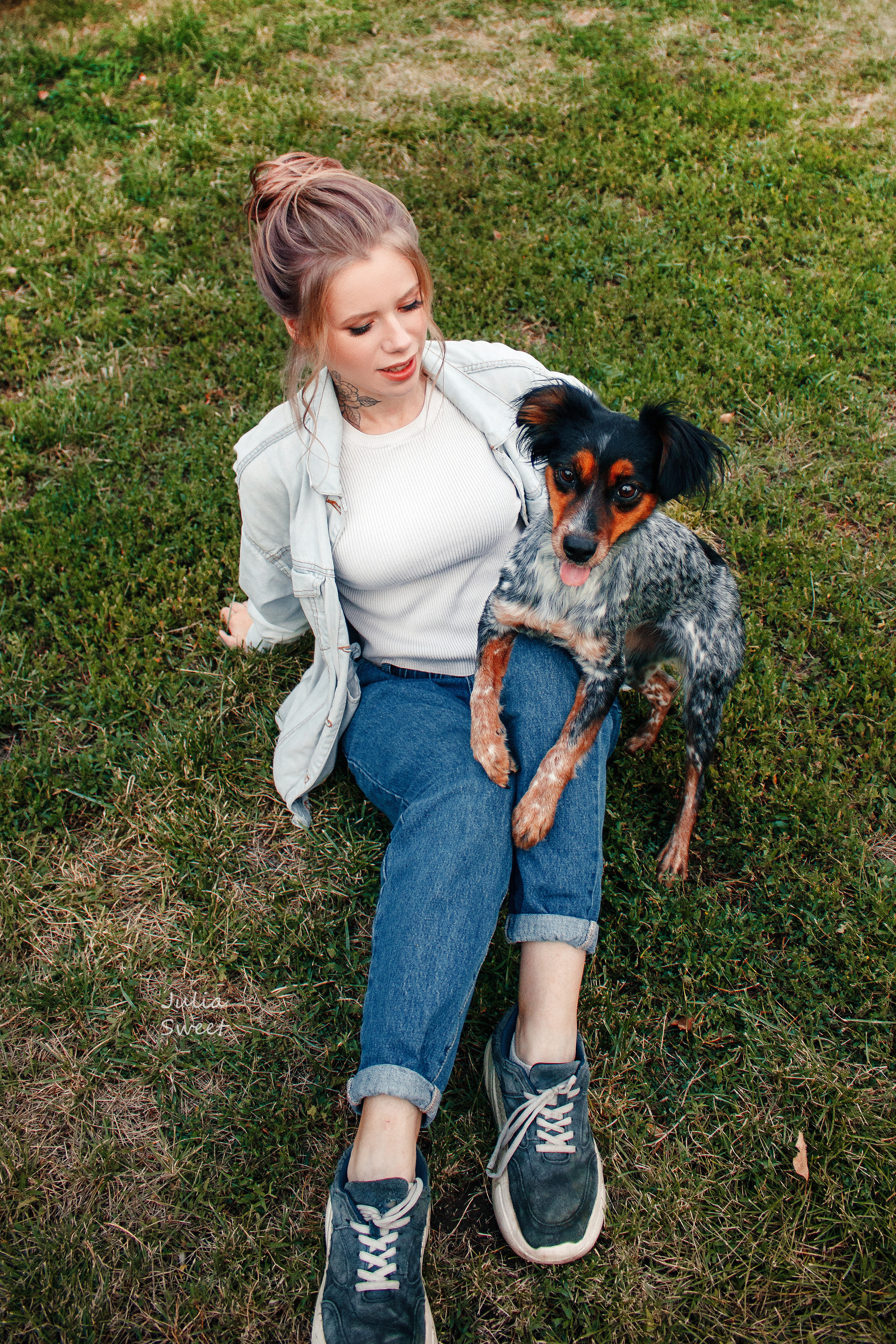 Настя с любимыми собачками. Свадебный и портретный фотограф в Липецке Юлия Свит