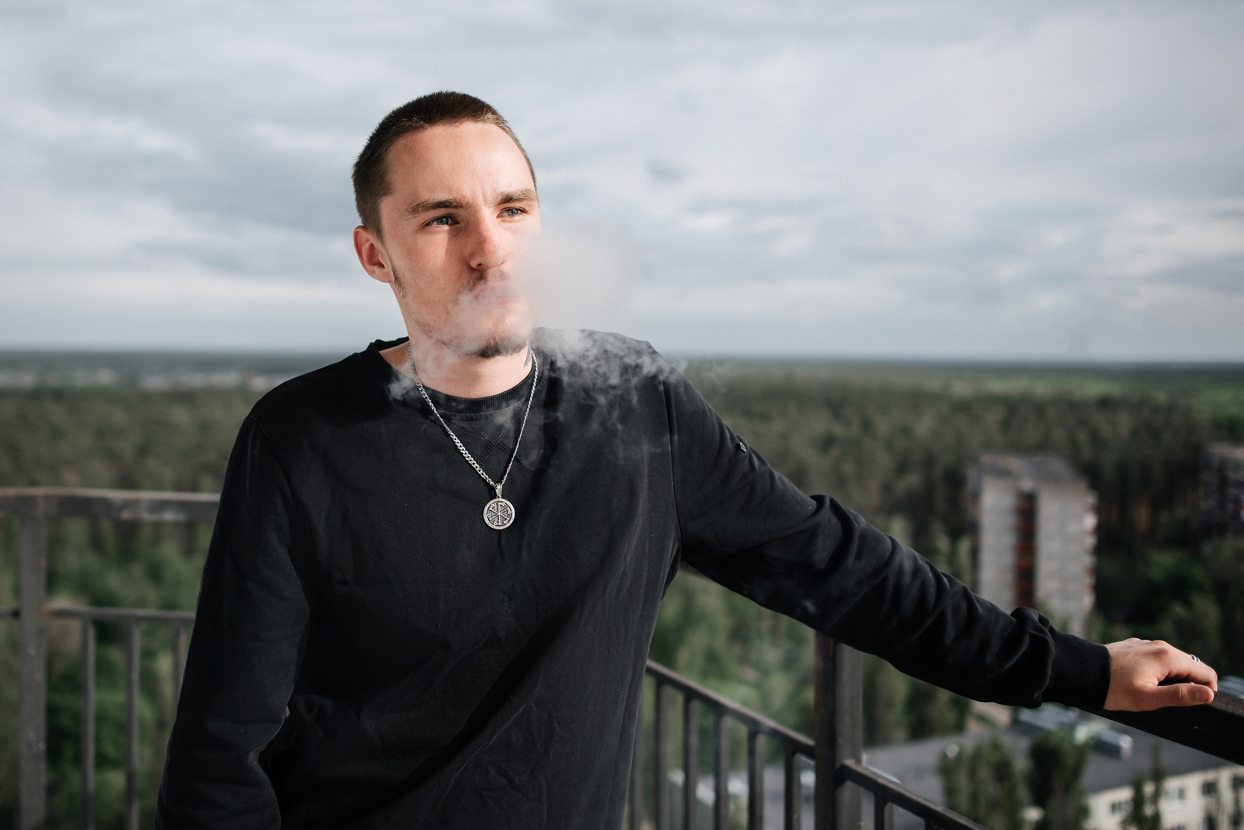 Арина и Влад в дерзком стиле на крыше. Свадебный и портретный фотограф в Липецке Юлия Свит