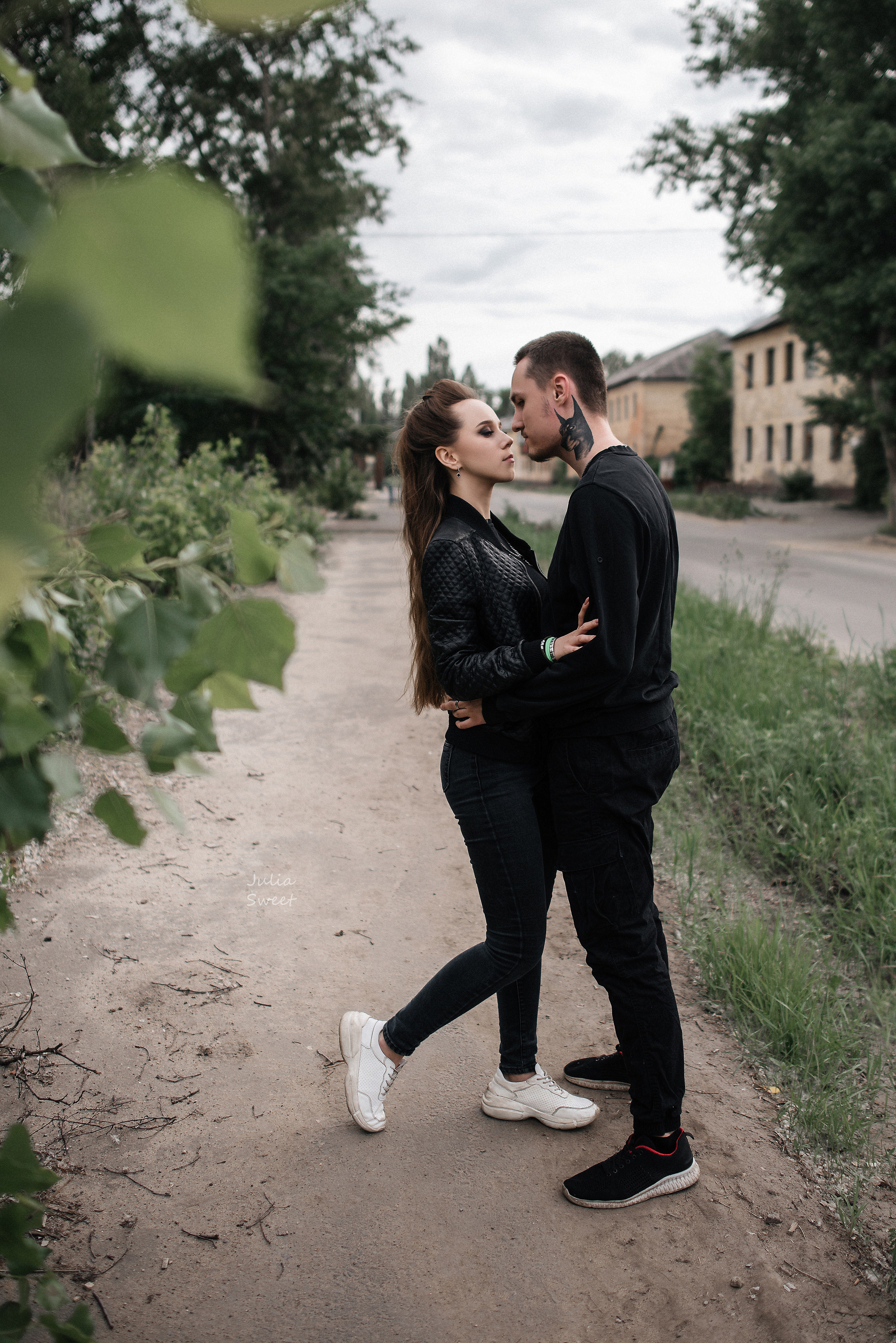 Арина и Влад в дерзком стиле на крыше. Свадебный и портретный фотограф в Липецке Юлия Свит