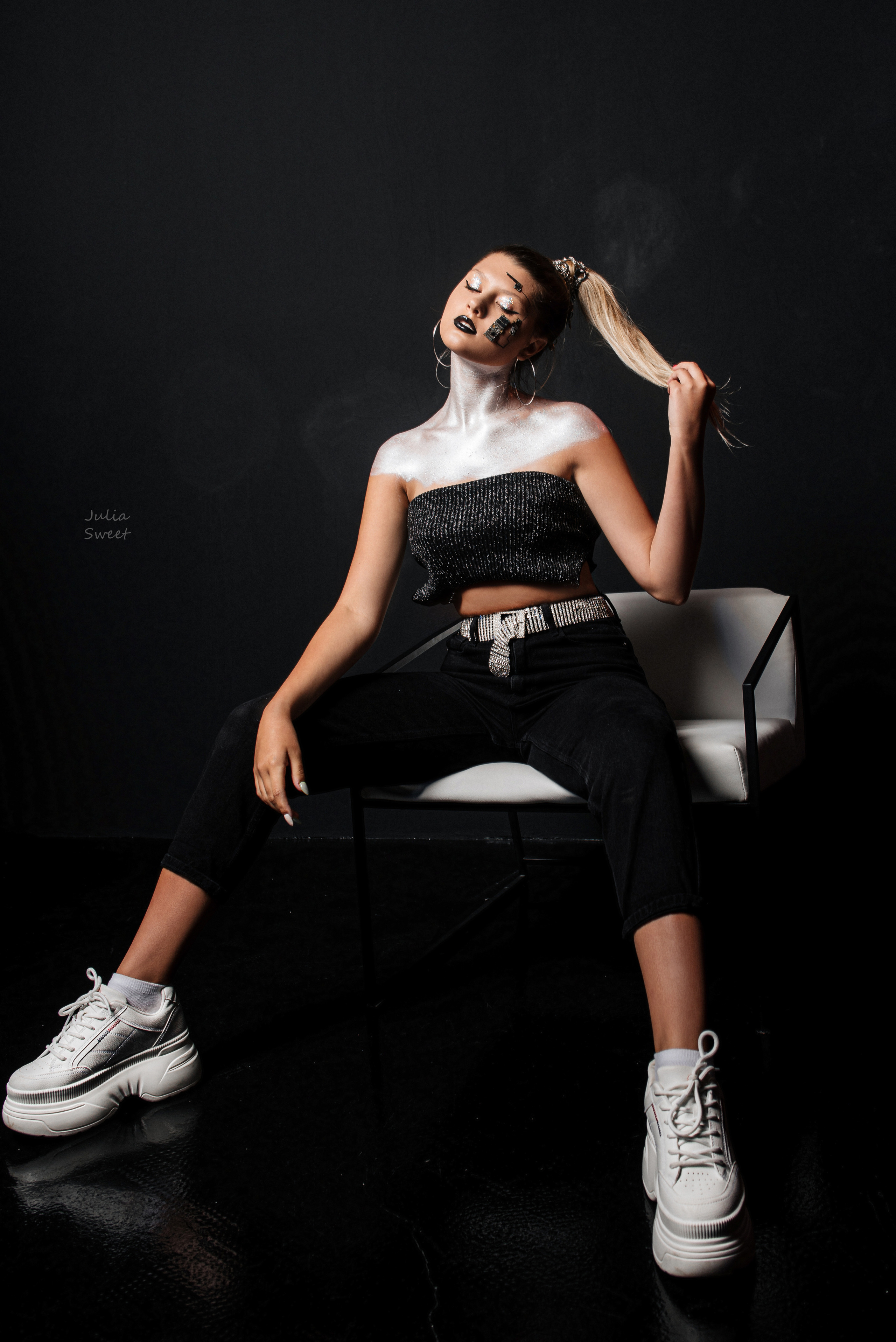 Соня в стилистике Cyberpunk. Свадебный и портретный фотограф в Липецке Юлия Свит