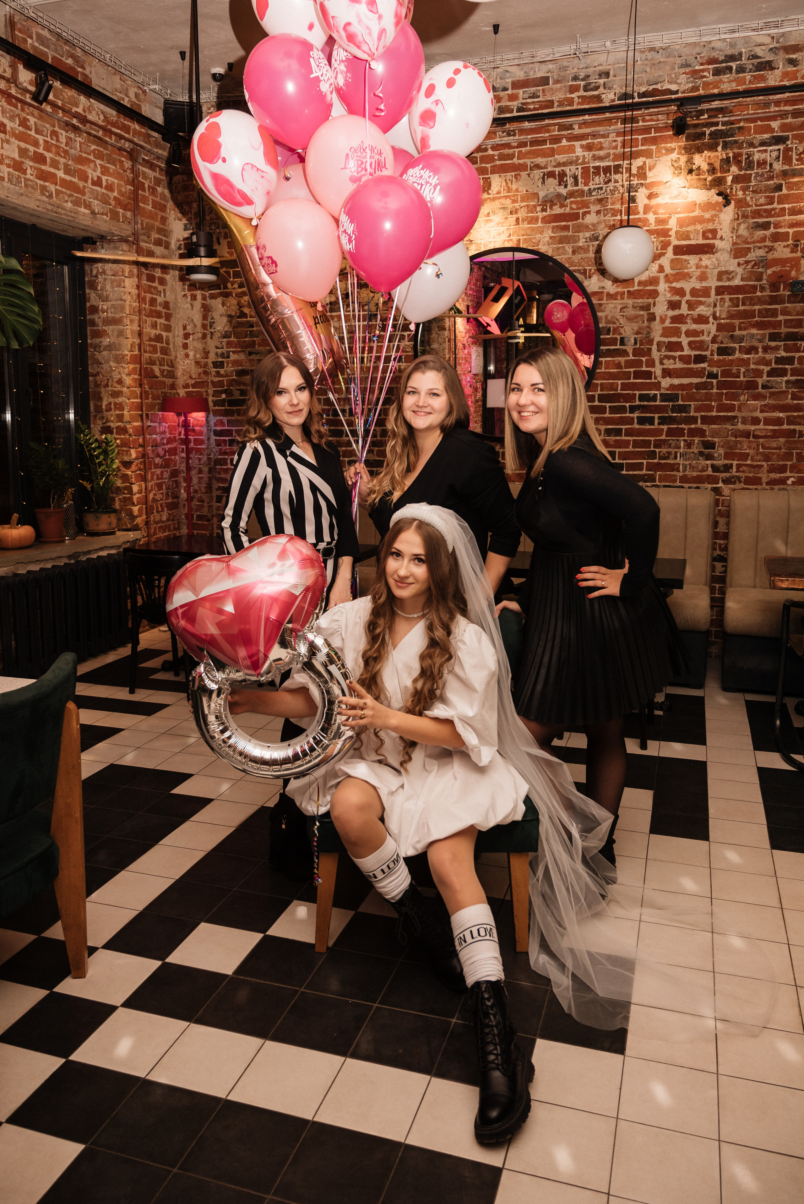 Девичник Марины. Свадебный и портретный фотограф в Липецке Юлия Свит