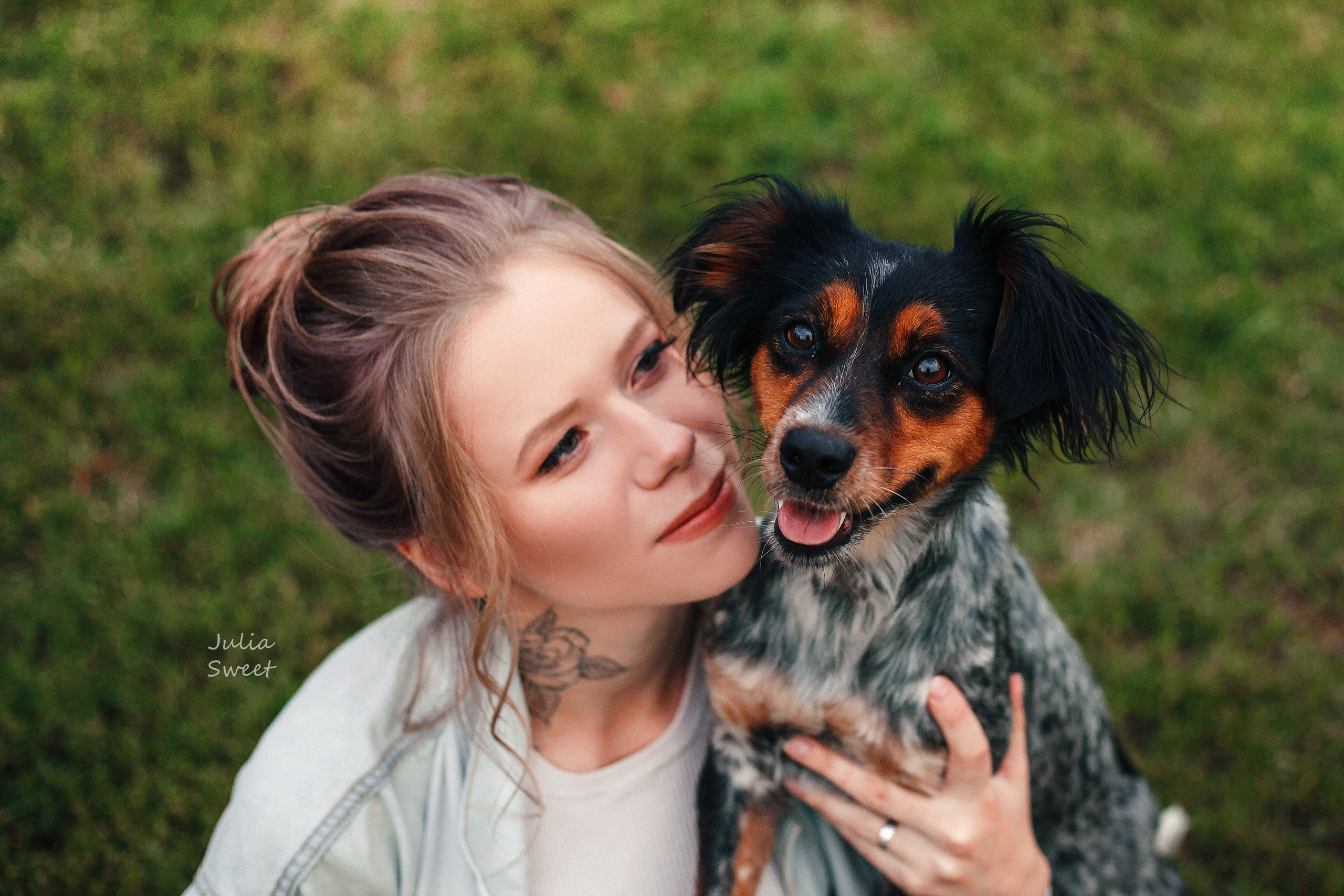 Настя с любимыми собачками. Свадебный и портретный фотограф в Липецке Юлия Свит