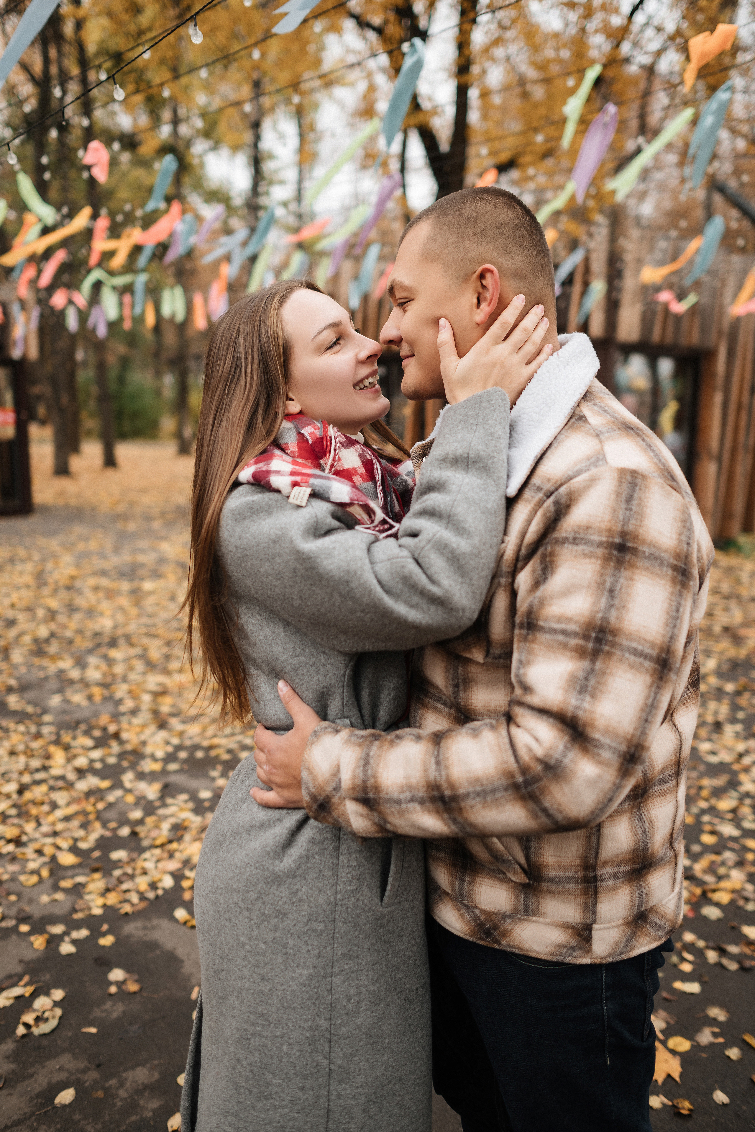 Маша и Илья в осеннем парке. Свадебный и портретный фотограф в Липецке Юлия Свит