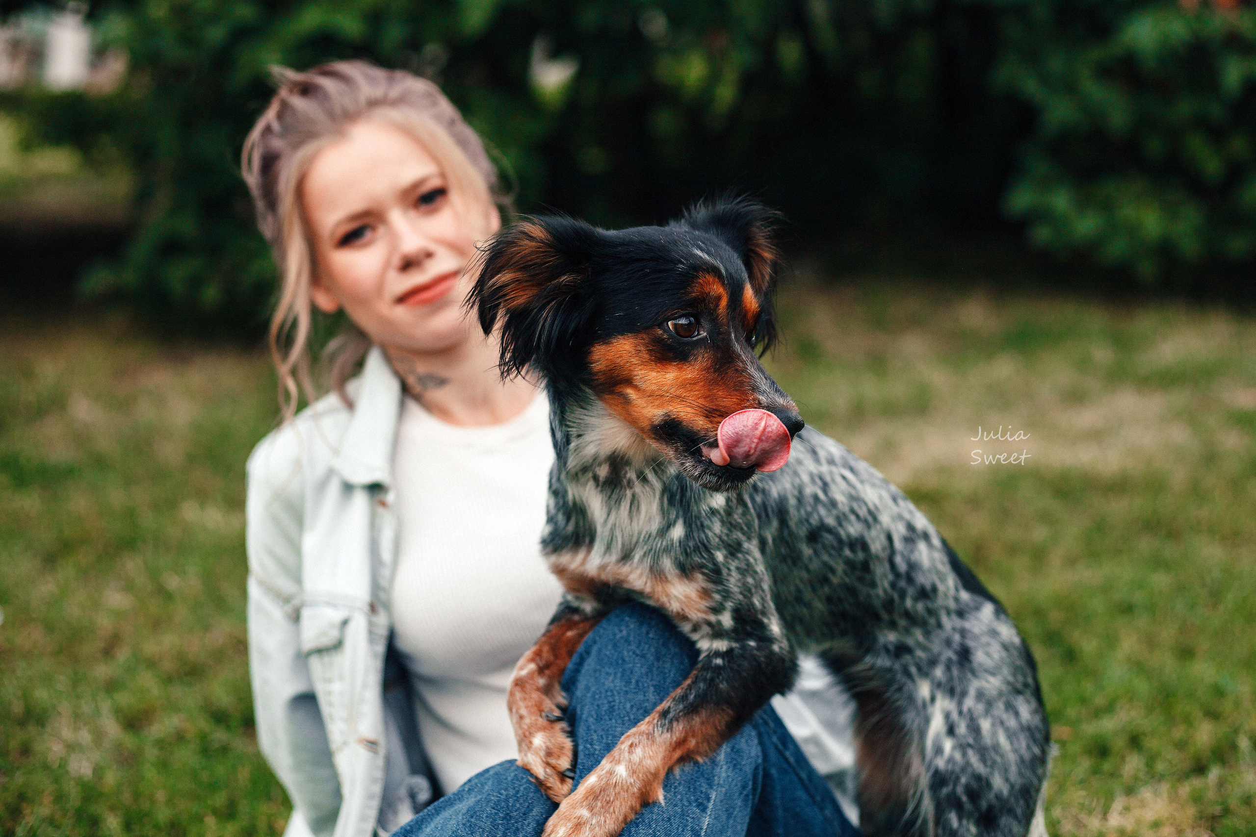 Настя с любимыми собачками. Свадебный и портретный фотограф в Липецке Юлия Свит