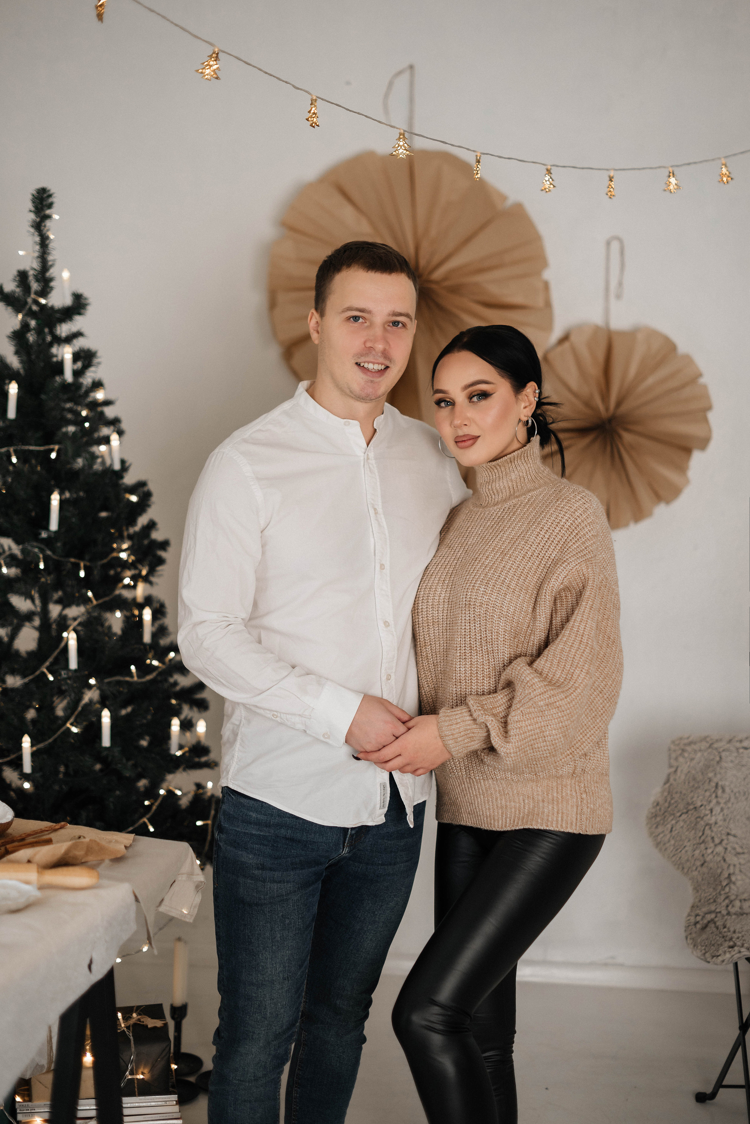Лера и Артём в новогодней студии. Свадебный и портретный фотограф в Липецке Юлия Свит