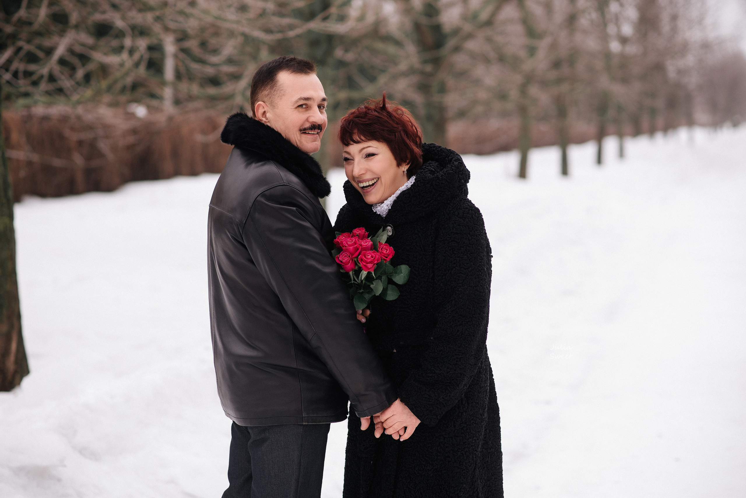 Елена и Роберт после венчания зимой. Свадебный и портретный фотограф в Липецке Юлия Свит