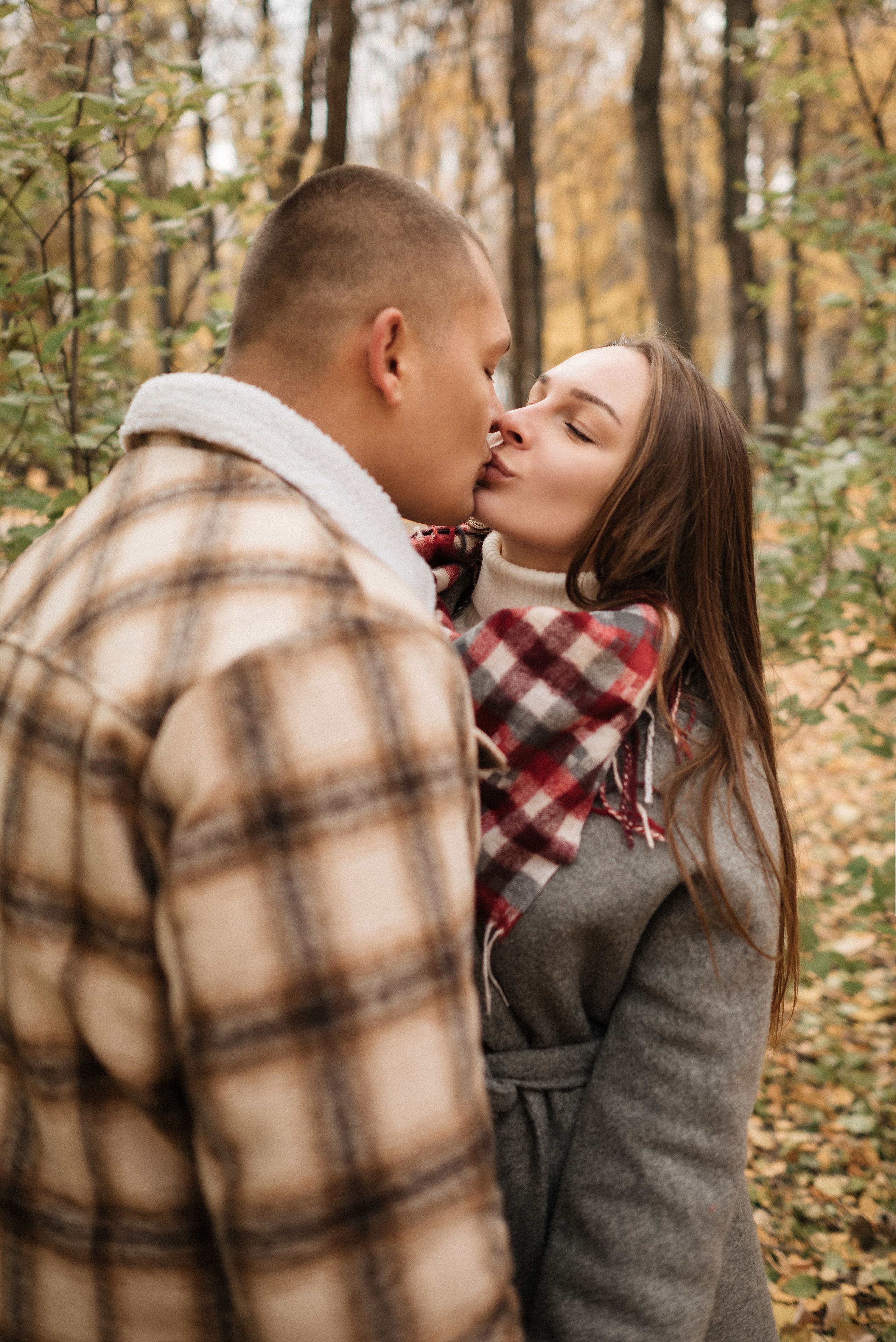 Маша и Илья в осеннем парке. Свадебный и портретный фотограф в Липецке Юлия Свит