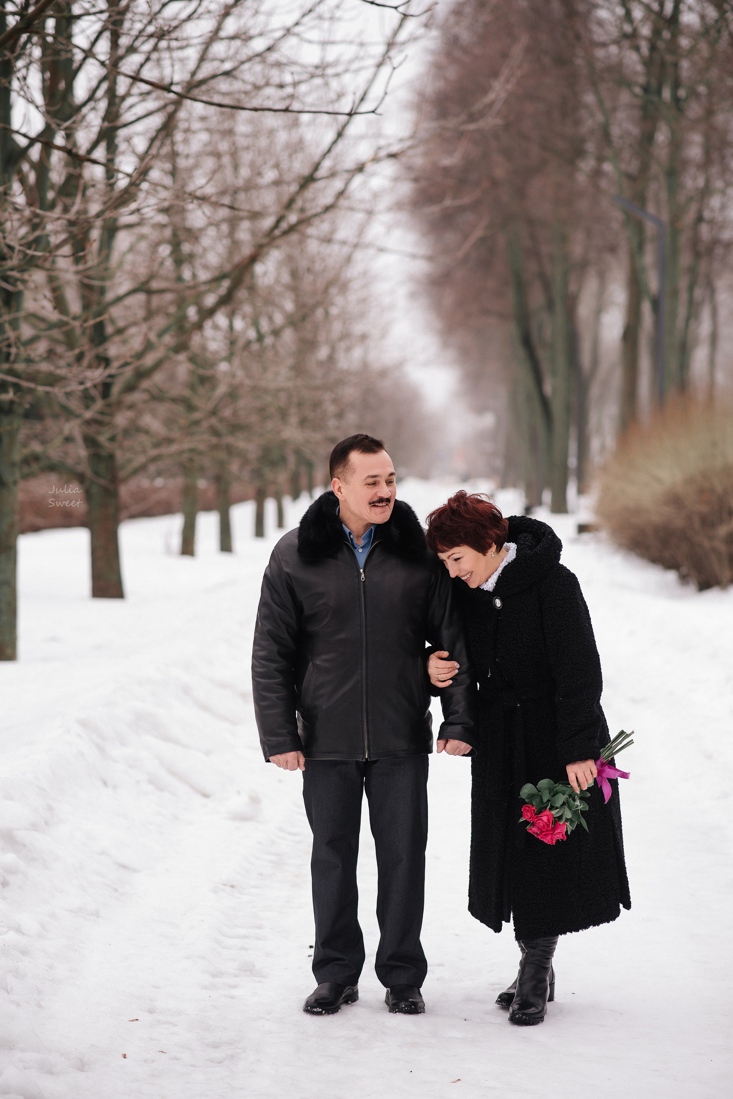 Елена и Роберт после венчания зимой. Свадебный и портретный фотограф в Липецке Юлия Свит
