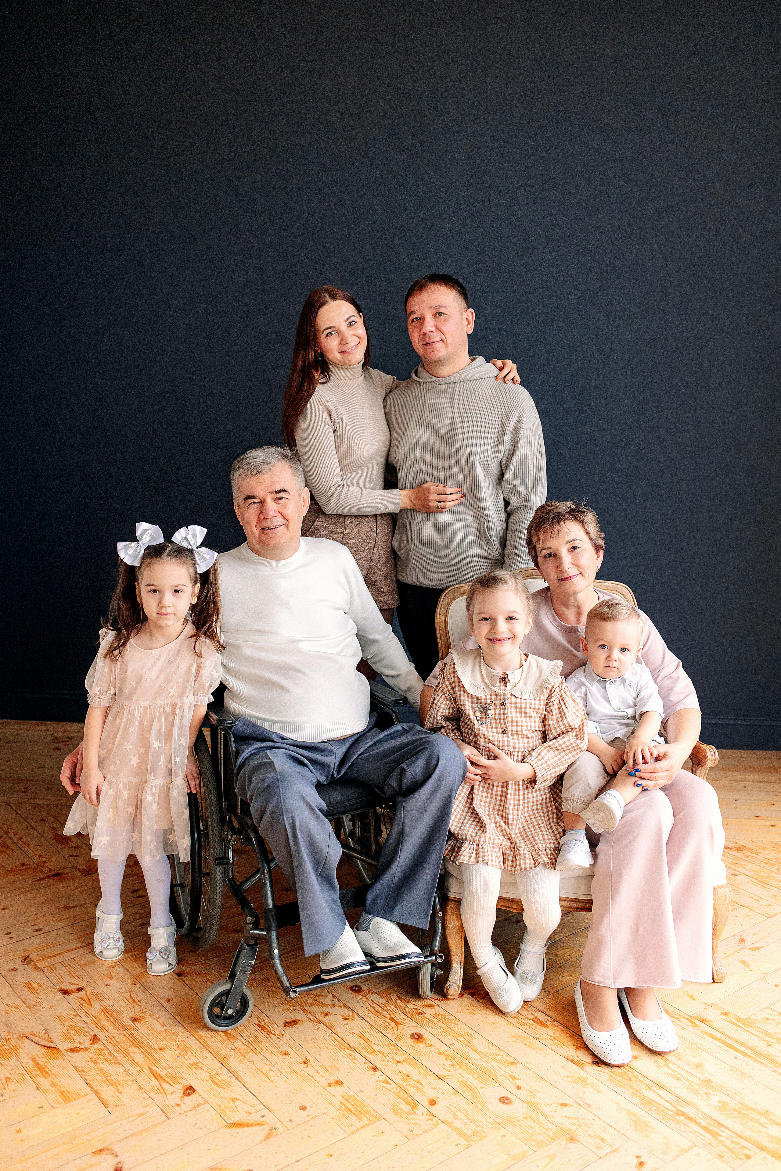 Большая семья. Съемка в студии. Семейный и детский фотограф в Пензе Анна Михайлова