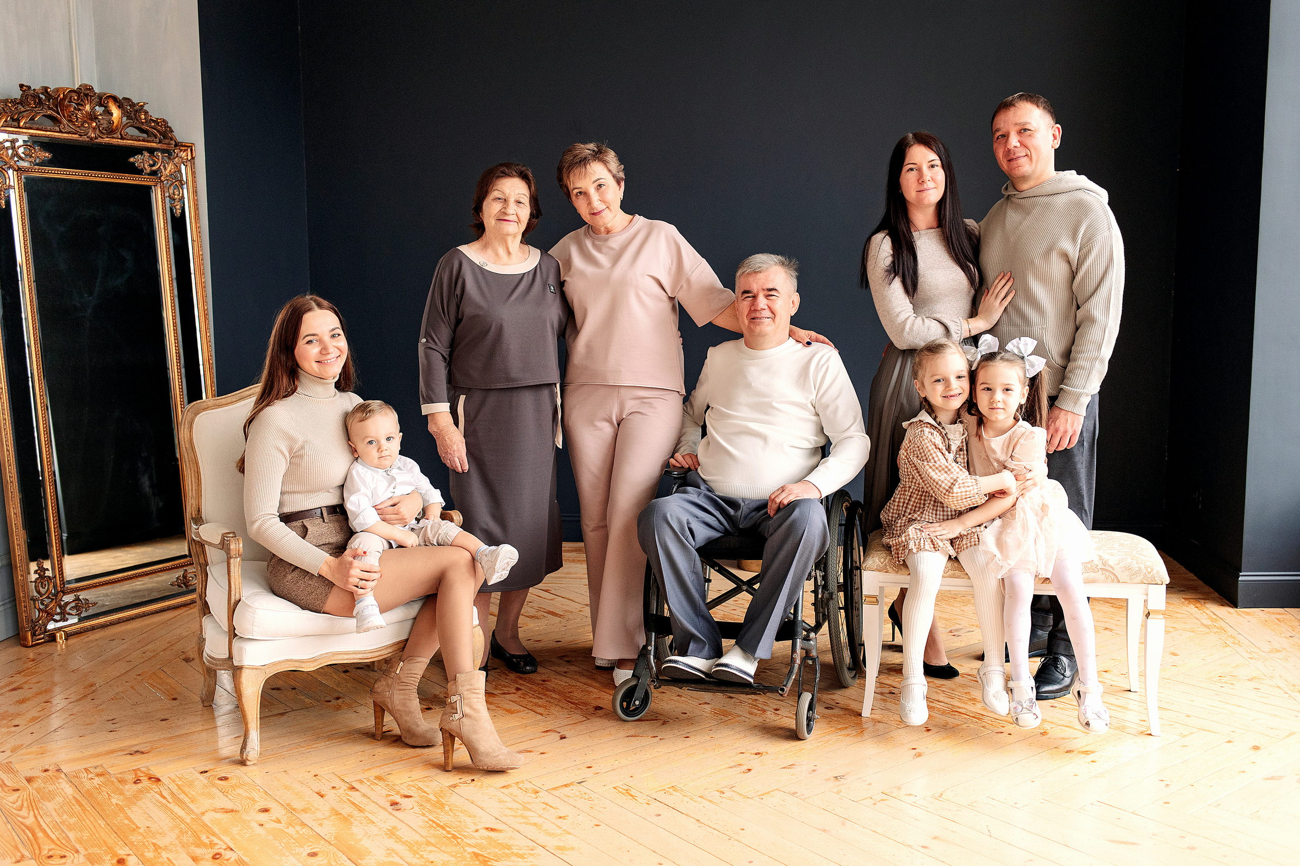 Большая семья. Съемка в студии. Семейный и детский фотограф в Пензе Анна Михайлова