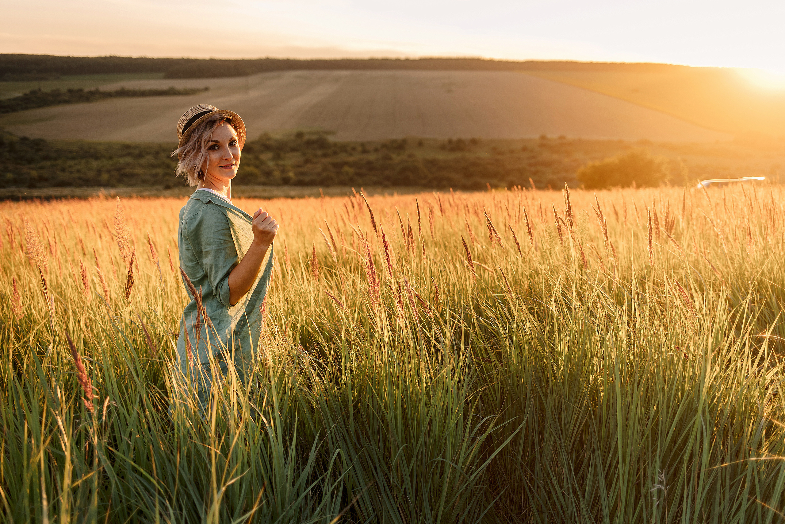 Семейная фотосессия в колосьях. Лето 2022. Семейный и детский фотограф в Пензе Анна Михайлова