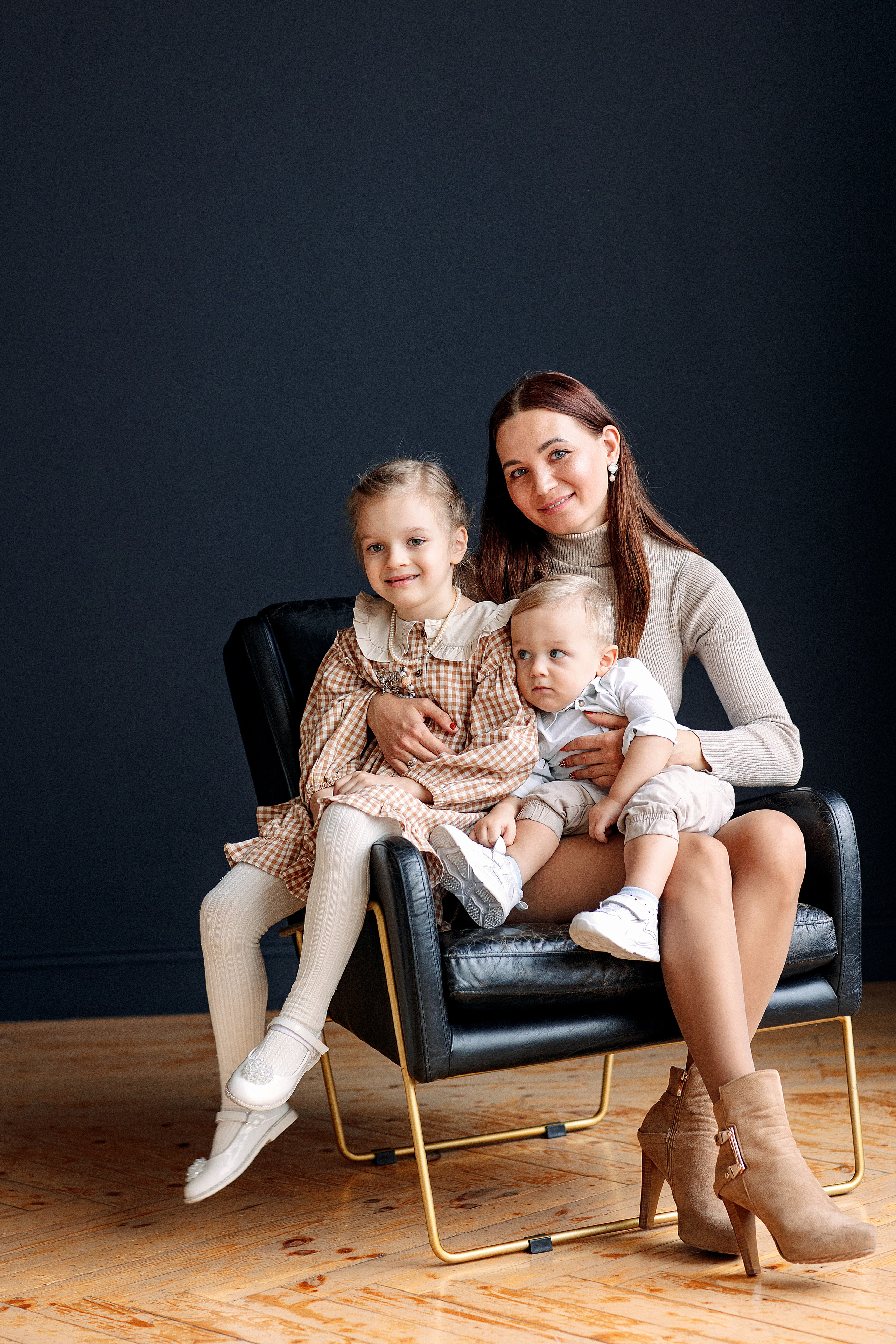 Большая семья. Съемка в студии. Семейный и детский фотограф в Пензе Анна Михайлова