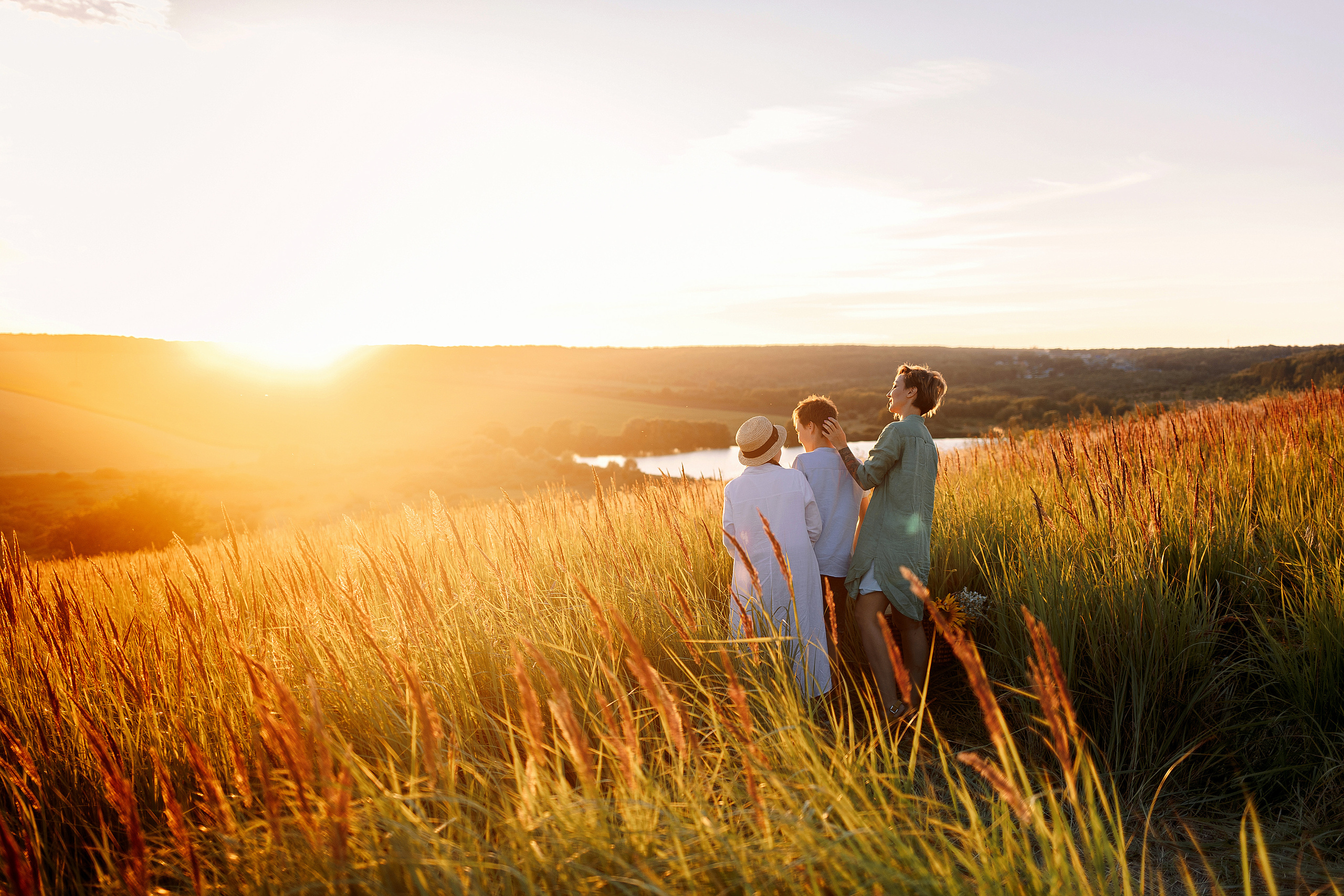 Семейная фотосессия в колосьях. Лето 2022. Семейный и детский фотограф в Пензе Анна Михайлова