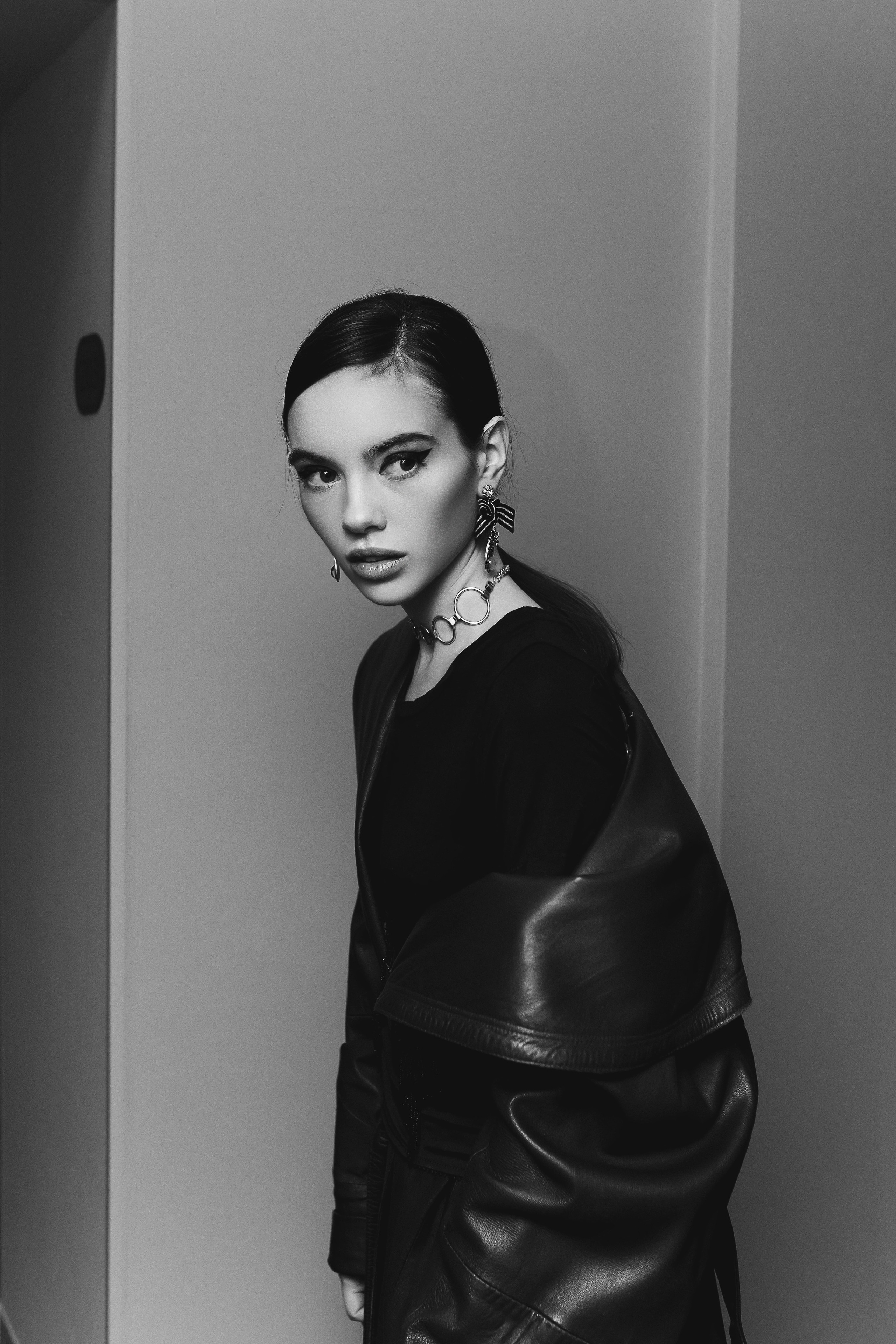 Hotel. Портретный фотограф Крис