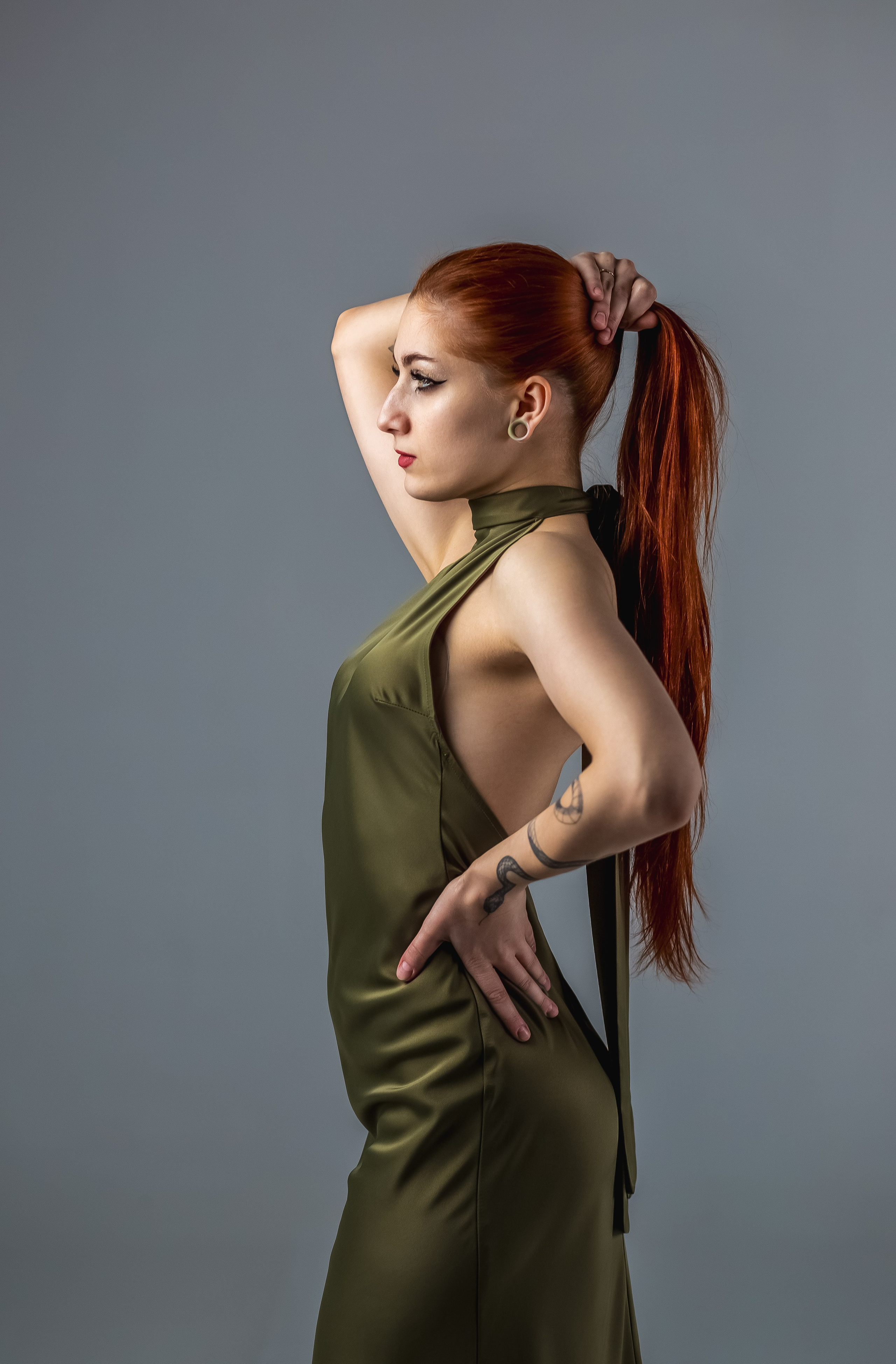 Зеленое платье. Вера Соколова фотограф Воронеж