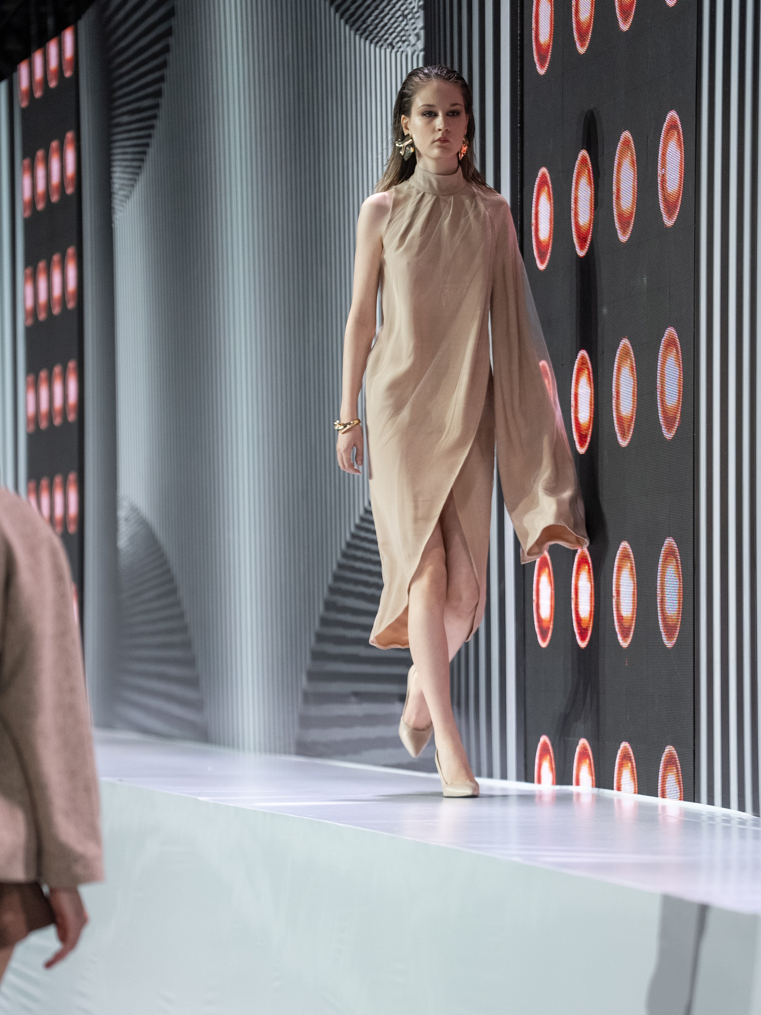 NIKITA OKISHEV. Сайт Алматинского НЮ АРТ, будуар и фэшн фотографа Дениса Карпенко