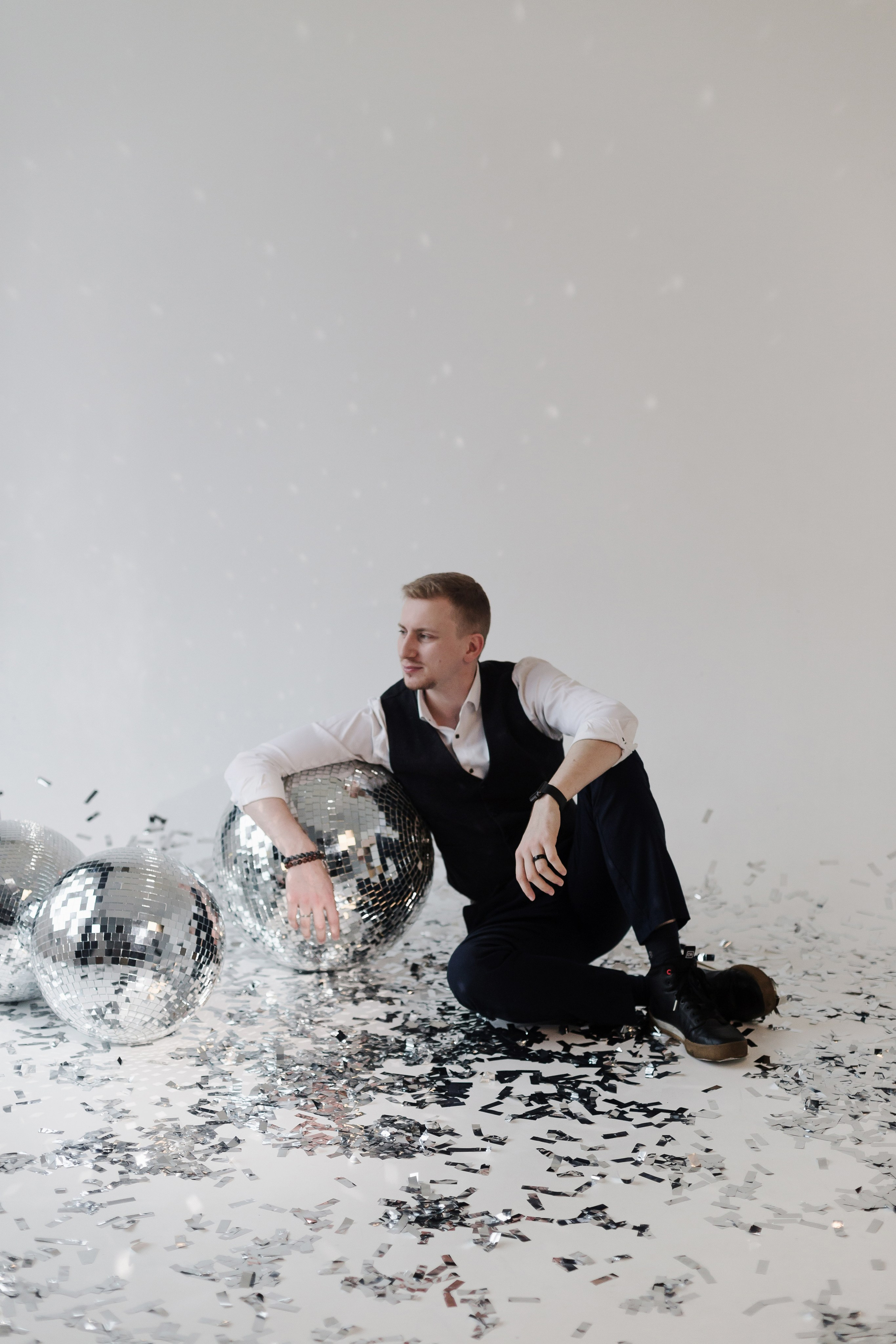 ВК: Md: @veronika_grishanova и @venzzer Hair: @braulova.makeup Org: @creative_photoday Loc: @daily_photostudio Инст: Md: @nikusyaa_gri и @venzer__ Hair: @braulova Org: @creative_photoday Loc: @daily_photostudio 