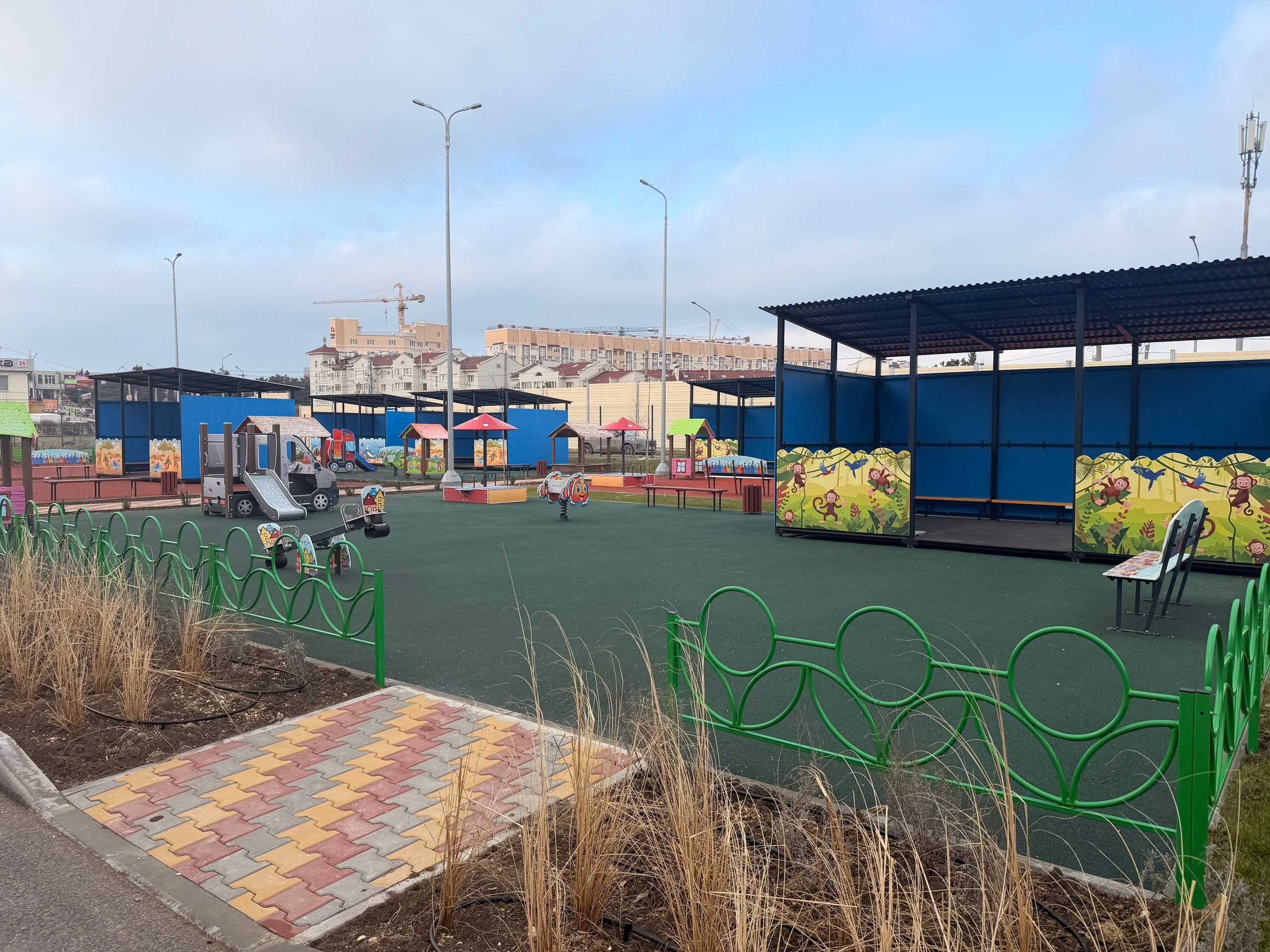 ДОУ на ул. Вакуленчука г. Севастополь. Таврика МАФ Сервис, комплексное благоустройство территорий и детских площадок в Крыму